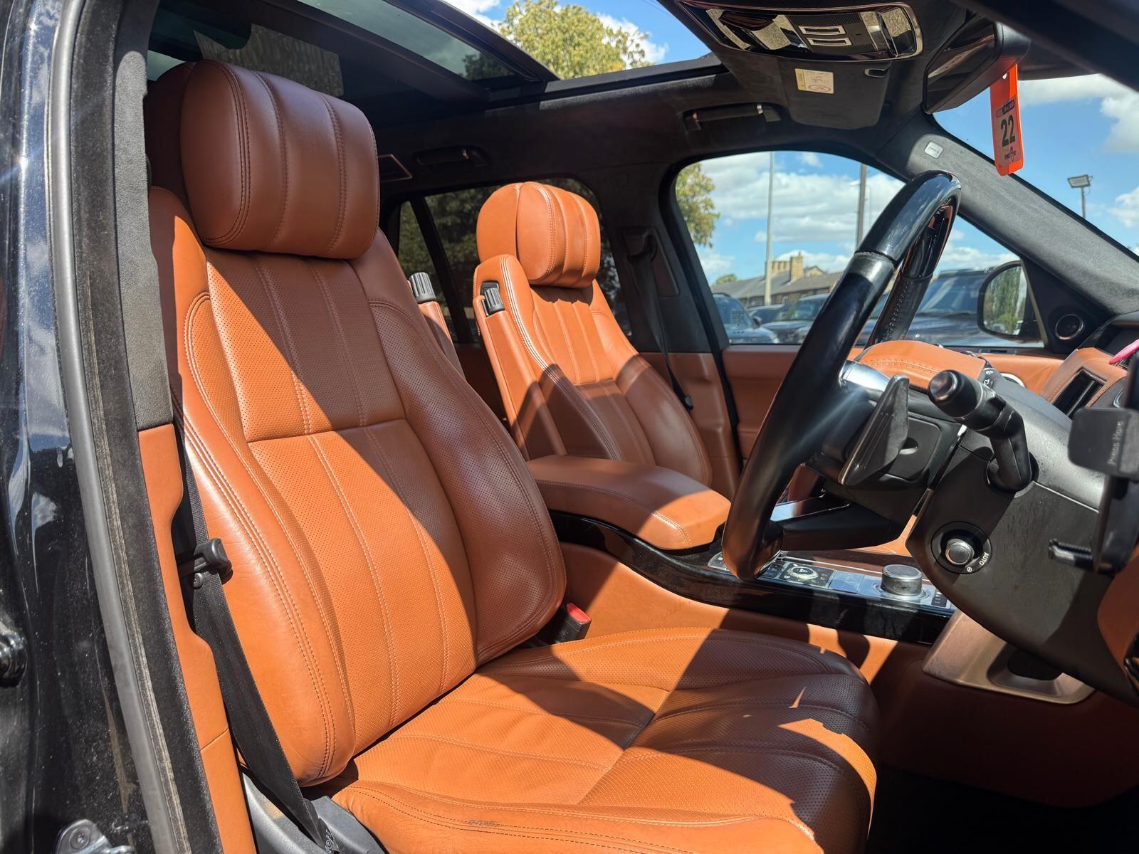 Land Rover Range Rover view 10