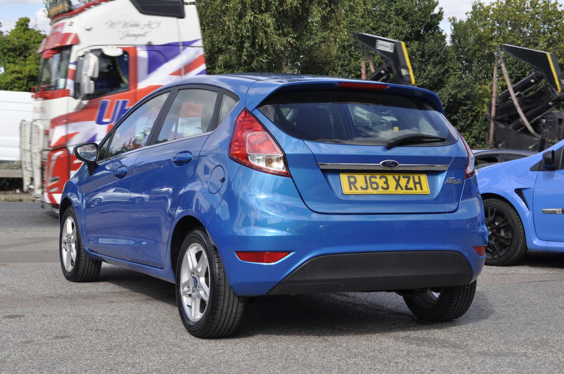 Ford Fiesta view 5