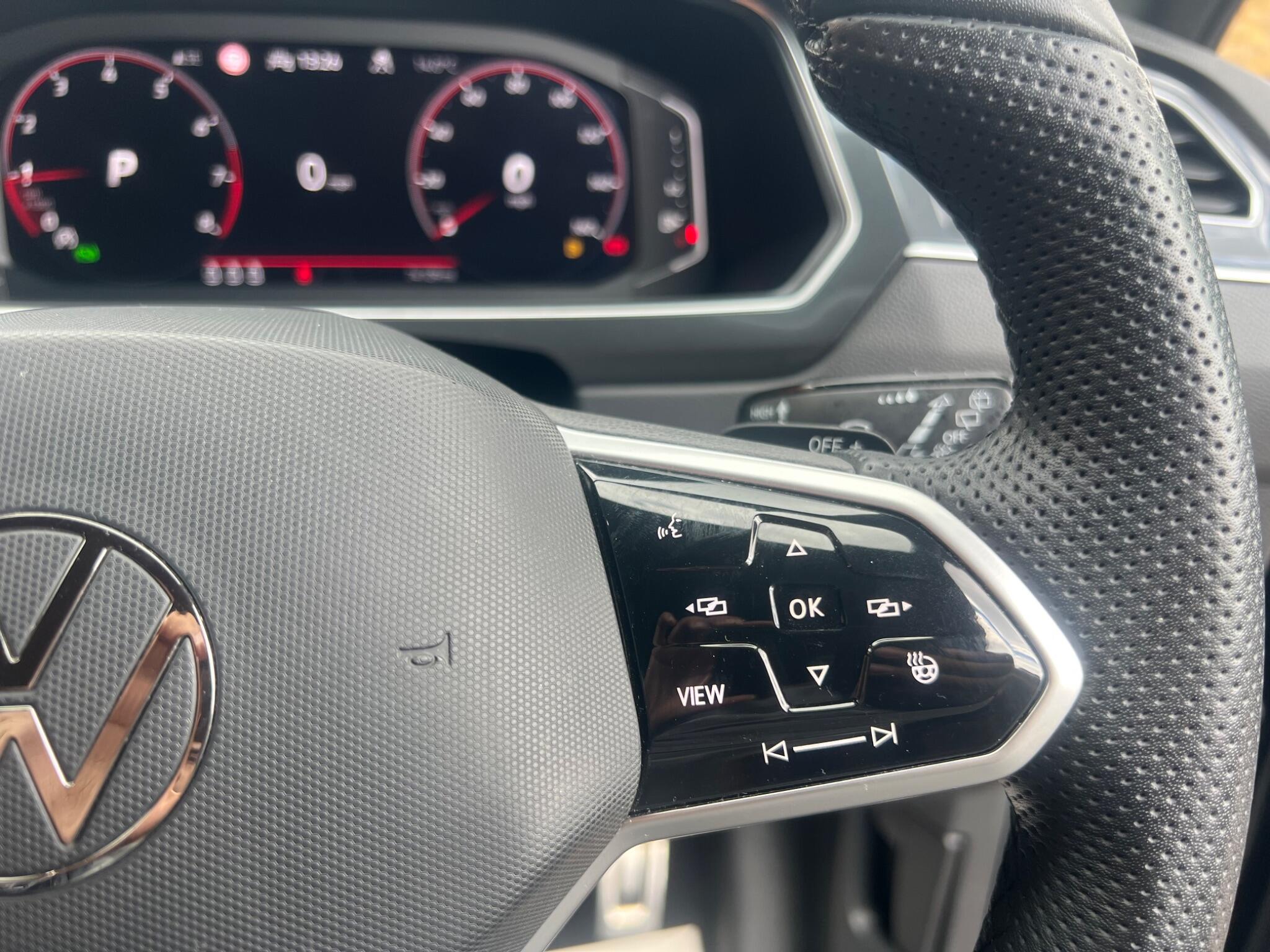 Volkswagen Tiguan view 25