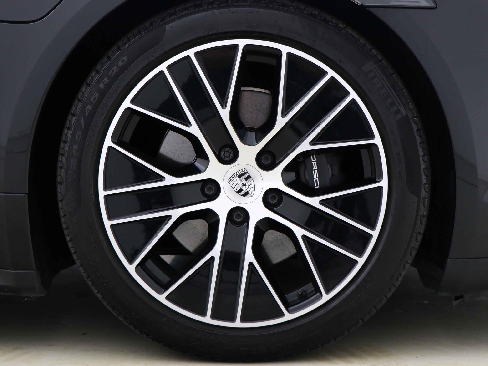 Porsche Taycan view 4