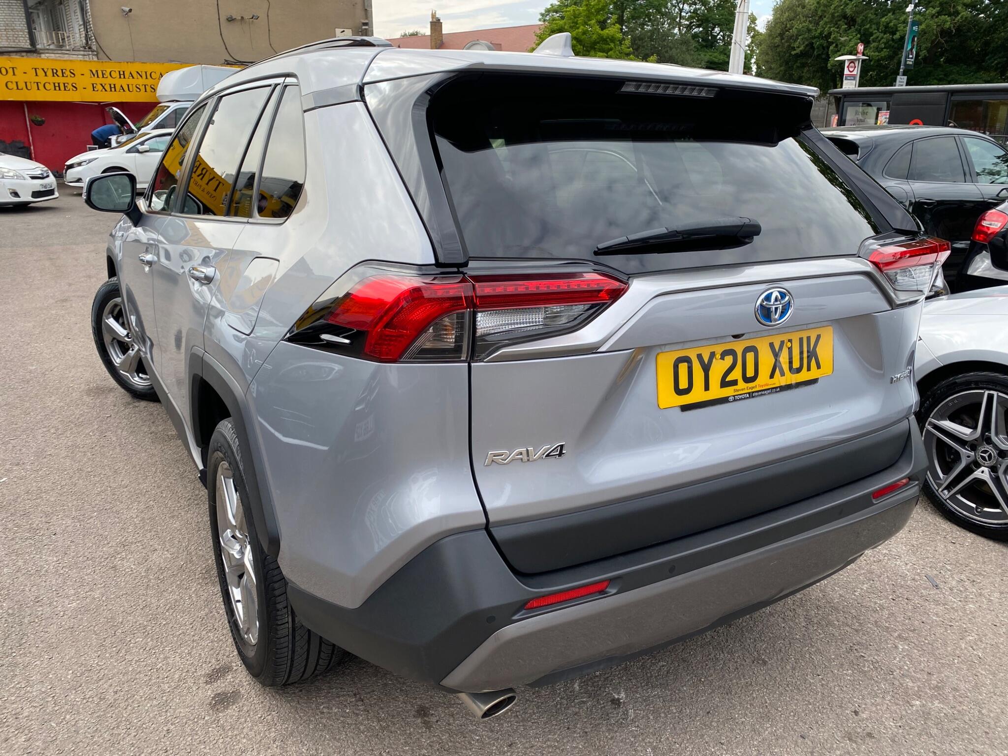 Toyota Rav4 view 14