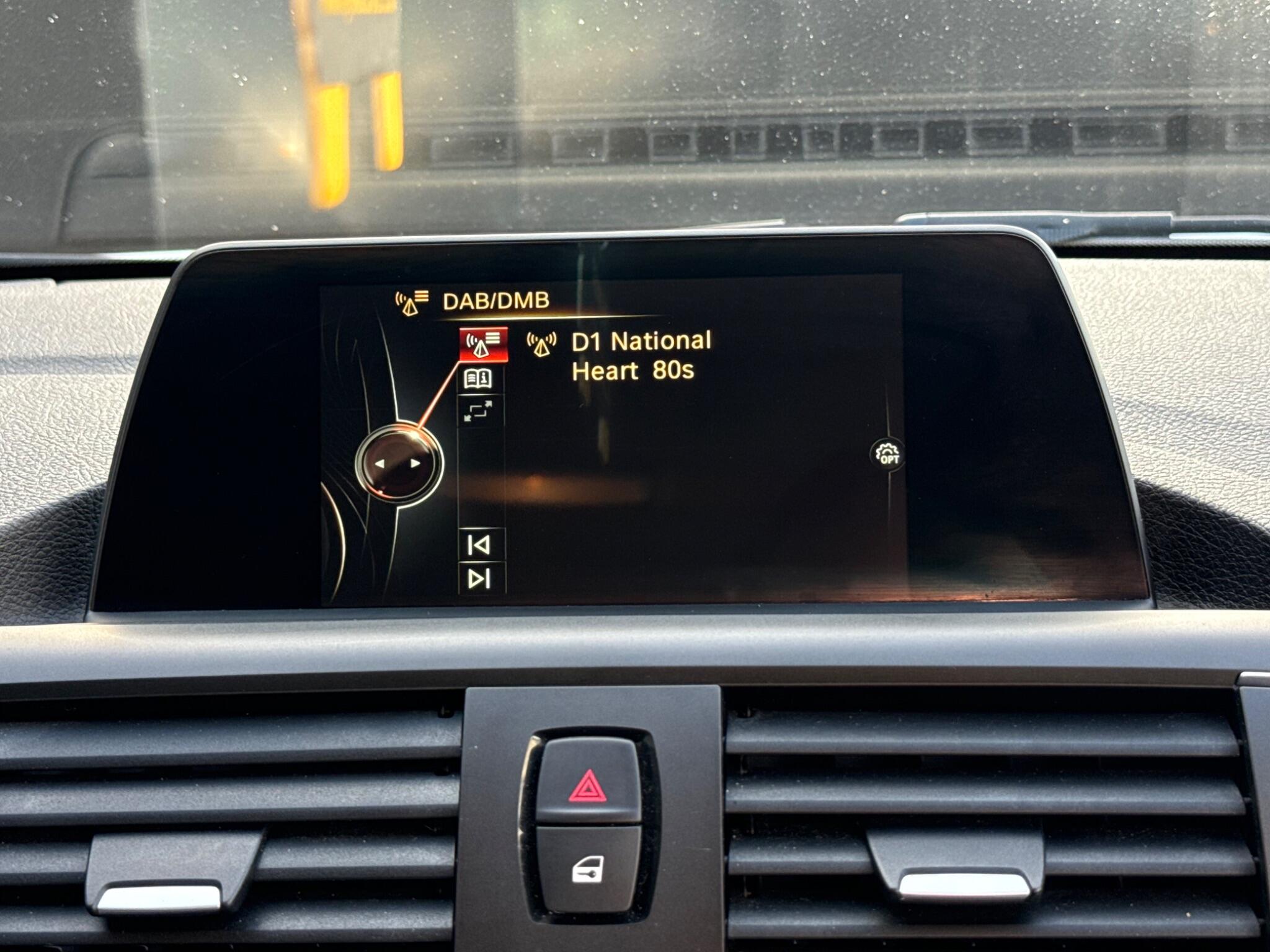 BMW 1 Series view 33