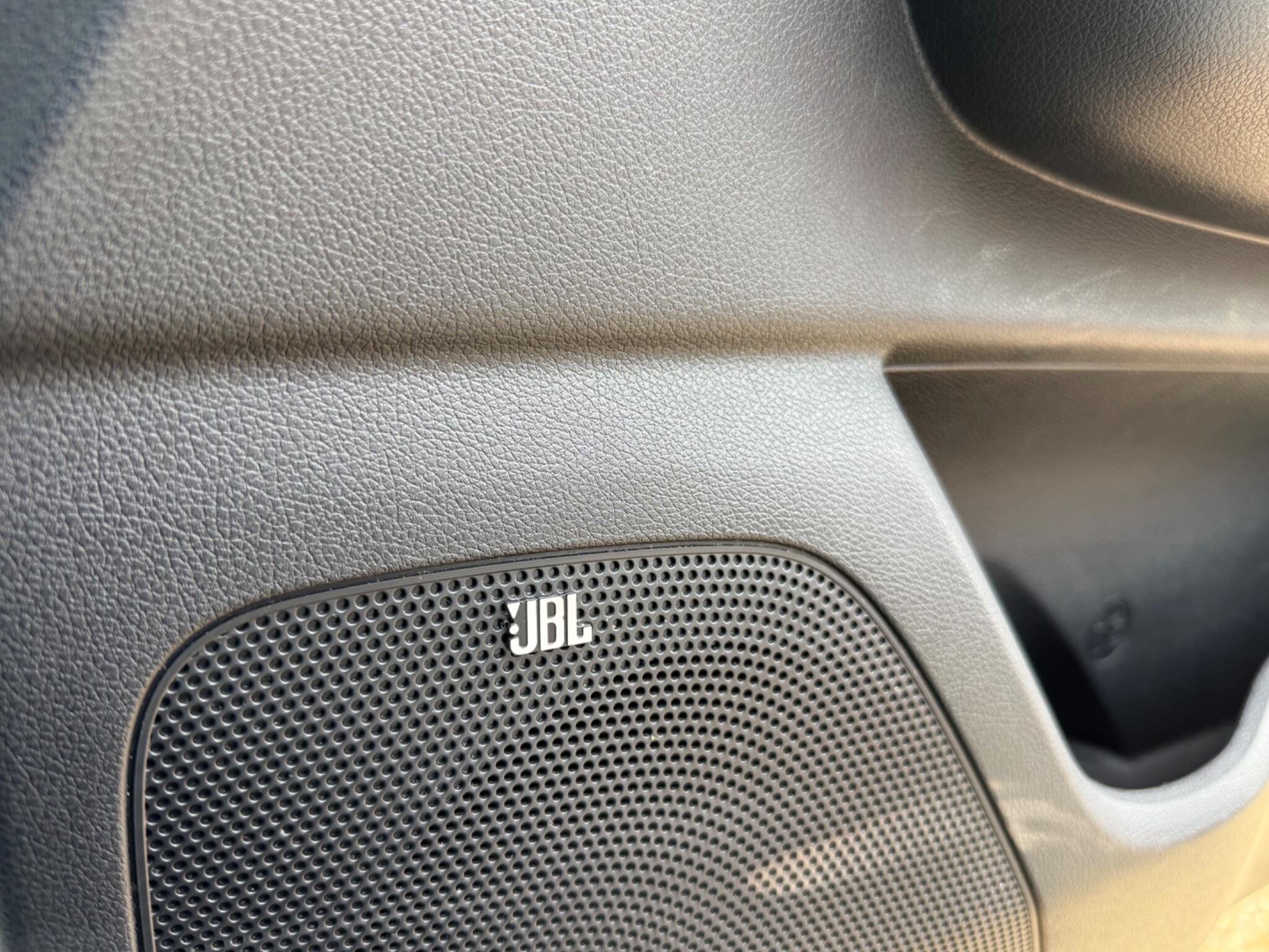 Kia Sportage view 29