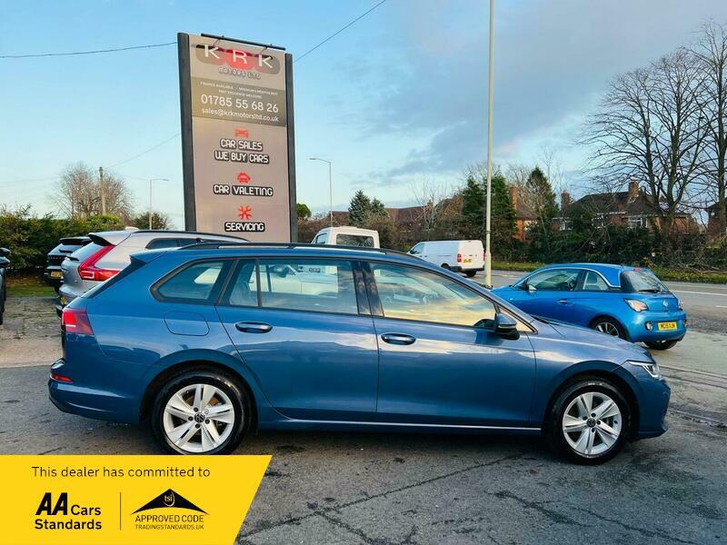 2025 Volkswagen Golf 1.5 TSI Life Euro 6 (s/s) 5dr • 2,100 miles image 7