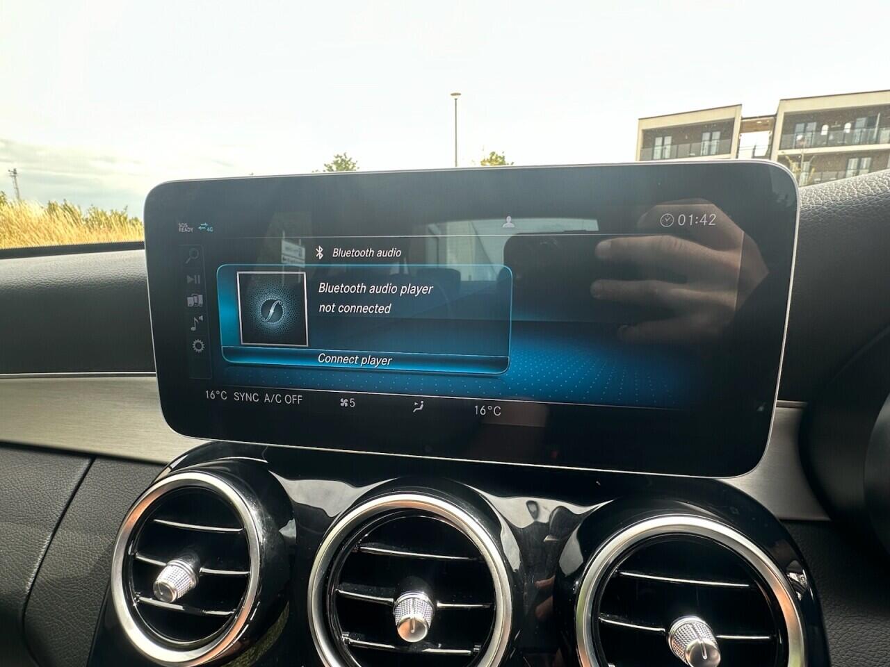 Mercedes-Benz C-Class view 30