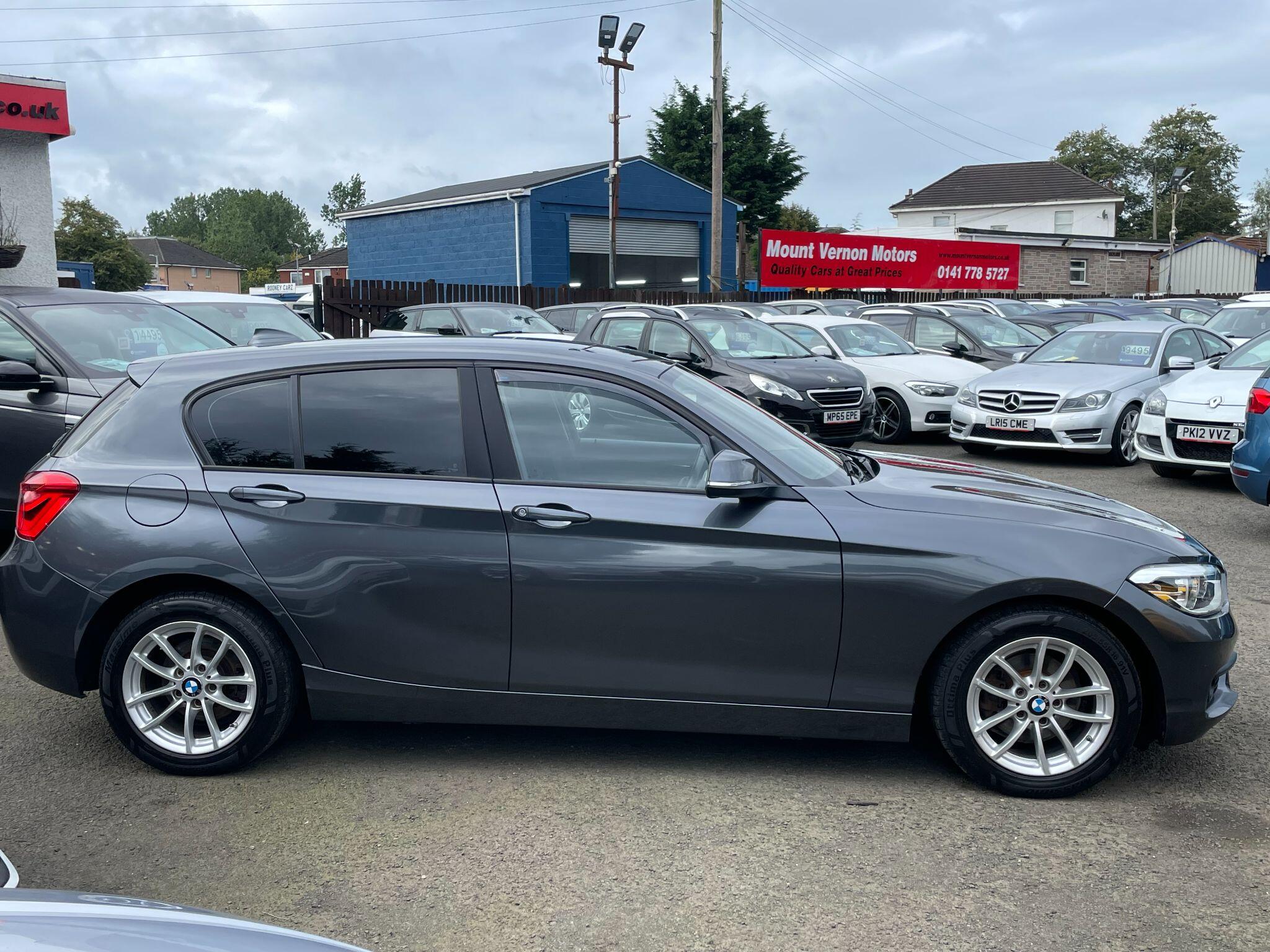 BMW 1 Series view 13