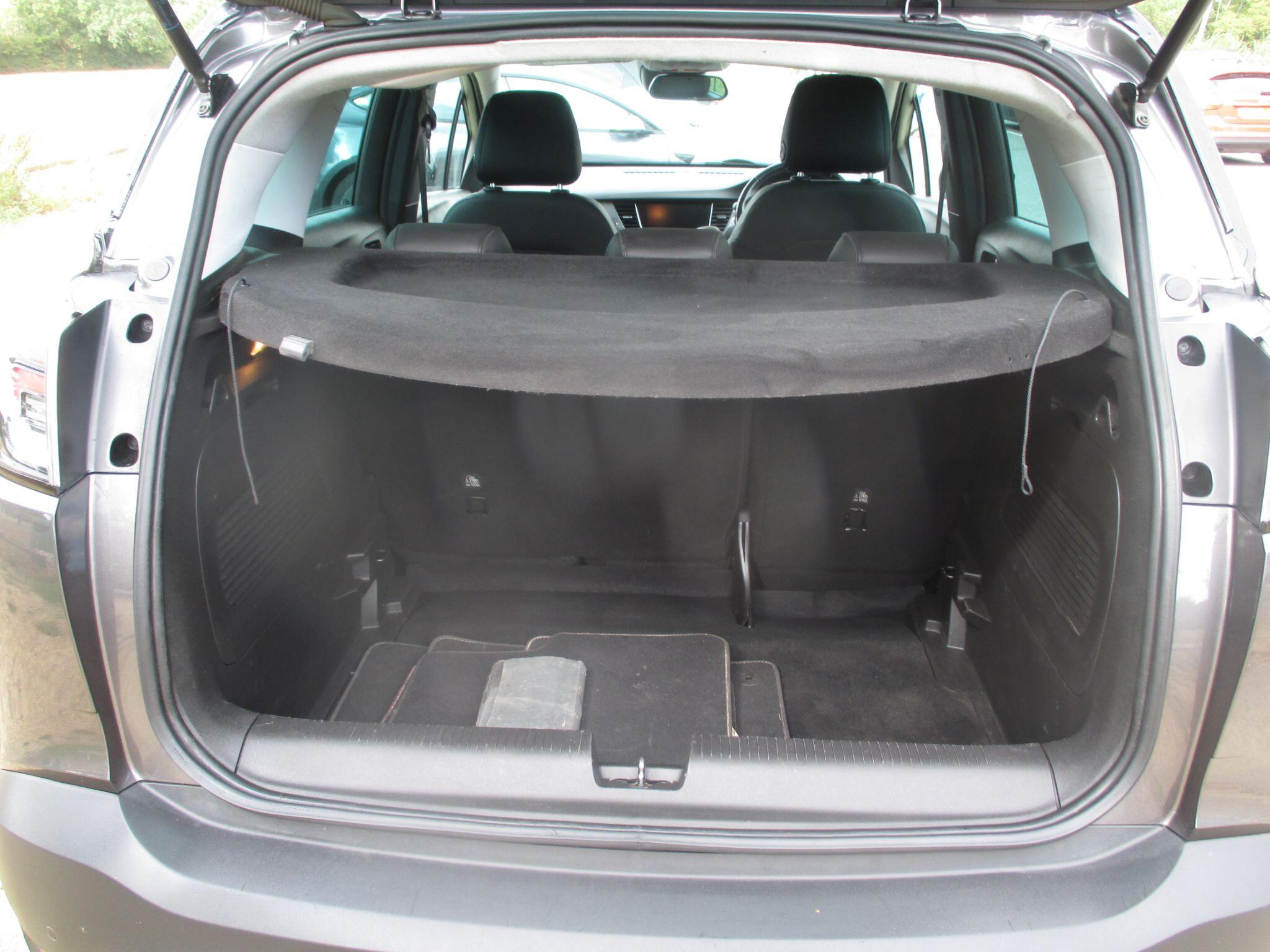 Vauxhall Crossland view 28