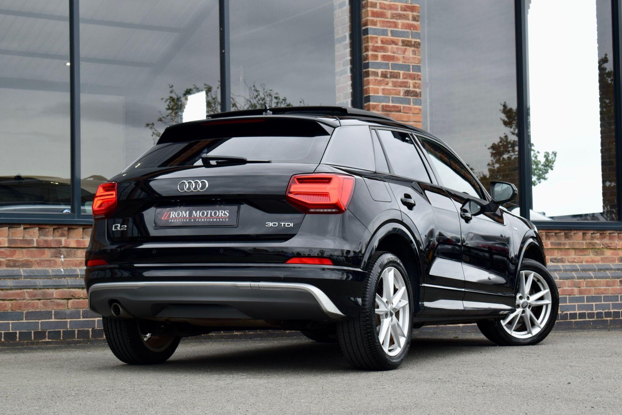 Audi Q2 view 38