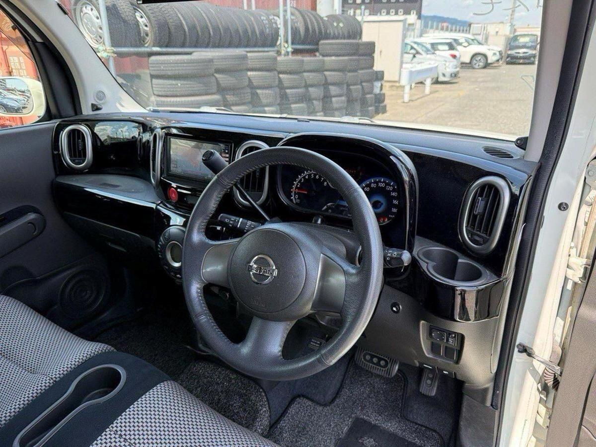 Nissan Cube view 13