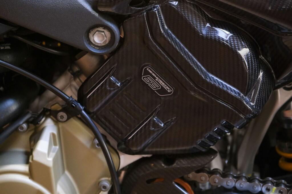 Ducati Streetfighter V4 view 26