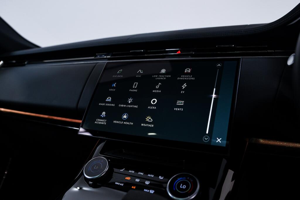 Land Rover Range Rover Sport view 23