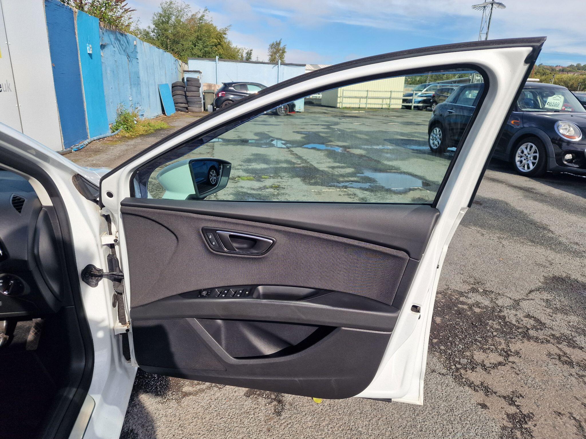 SEAT Leon view 26