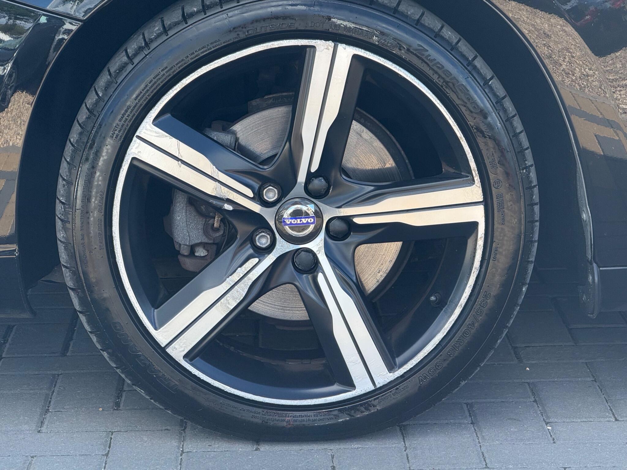 Volvo V60 view 15