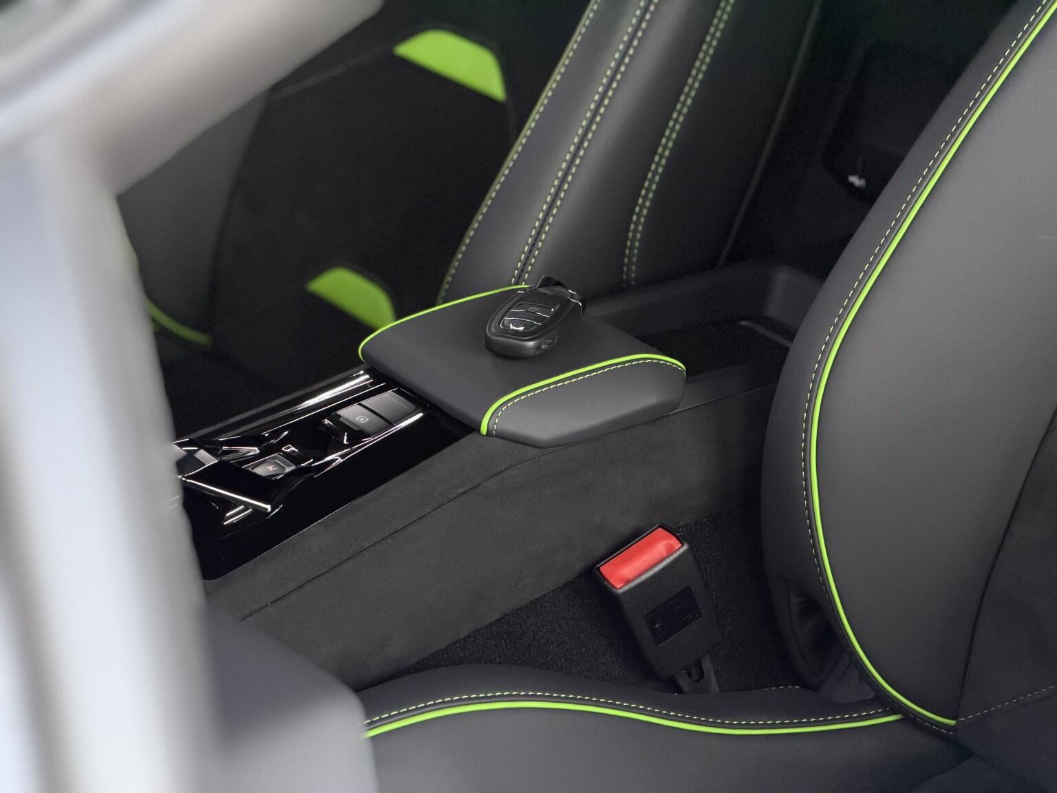 Lamborghini Huracan view 53