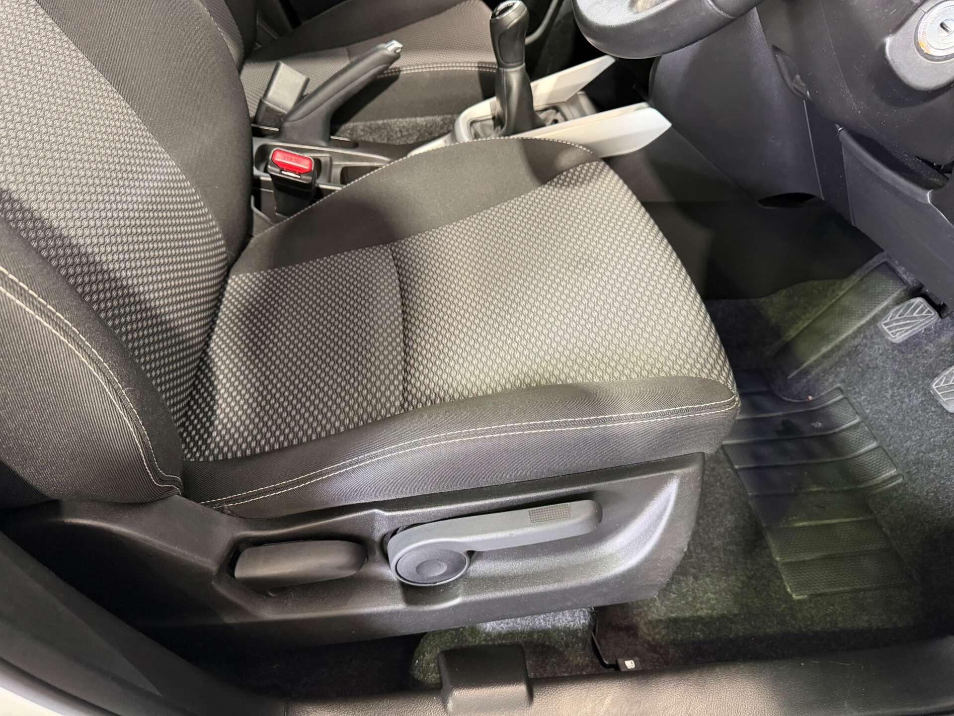 Suzuki Vitara view 21