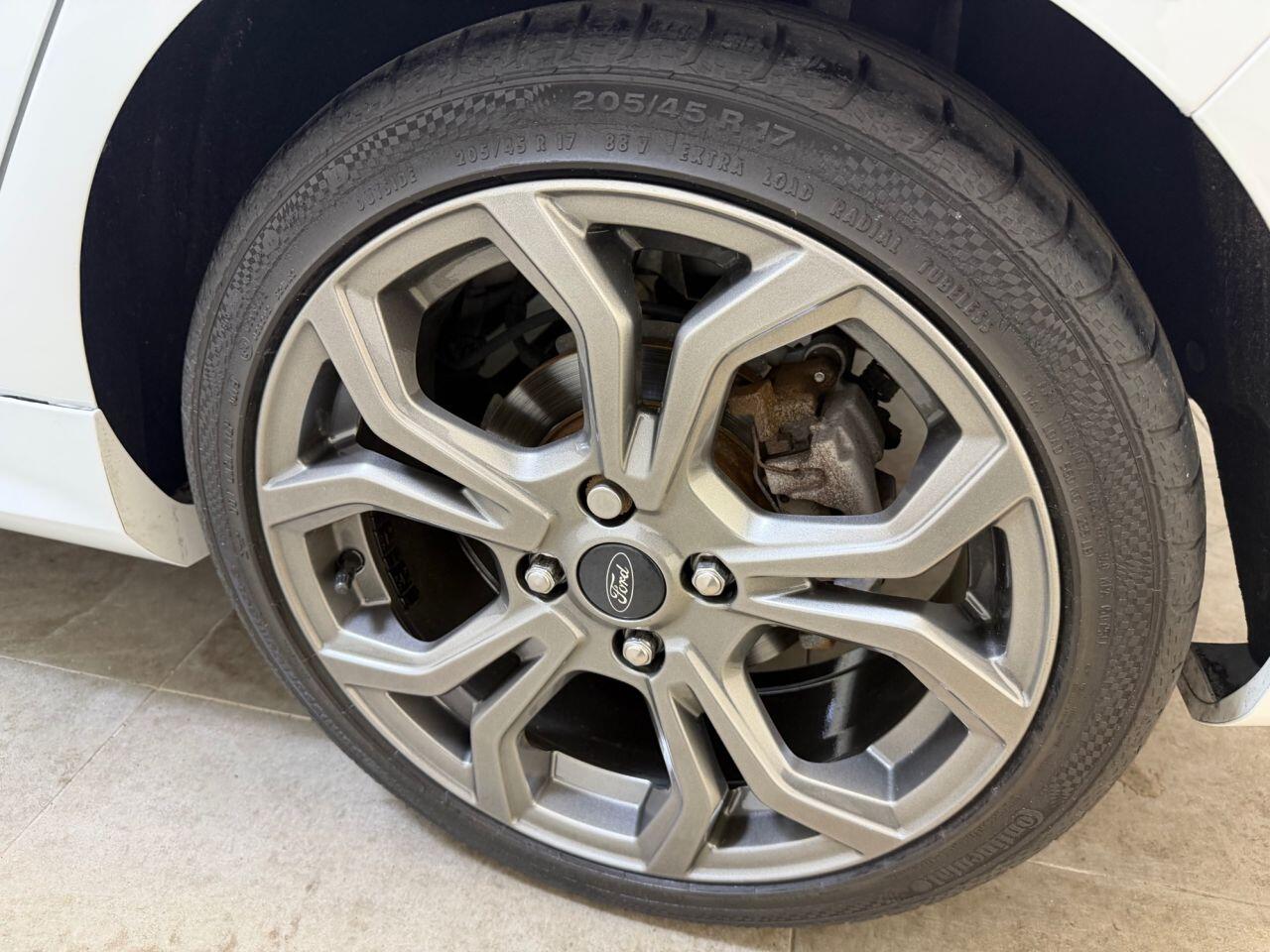 Ford Fiesta view 27