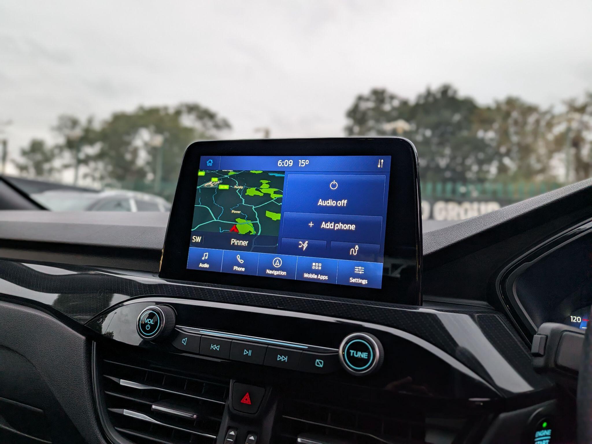 Ford Kuga view 40