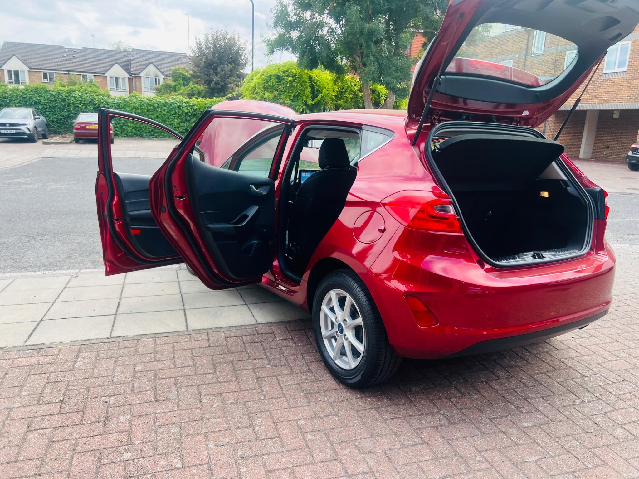 Ford Fiesta view 5