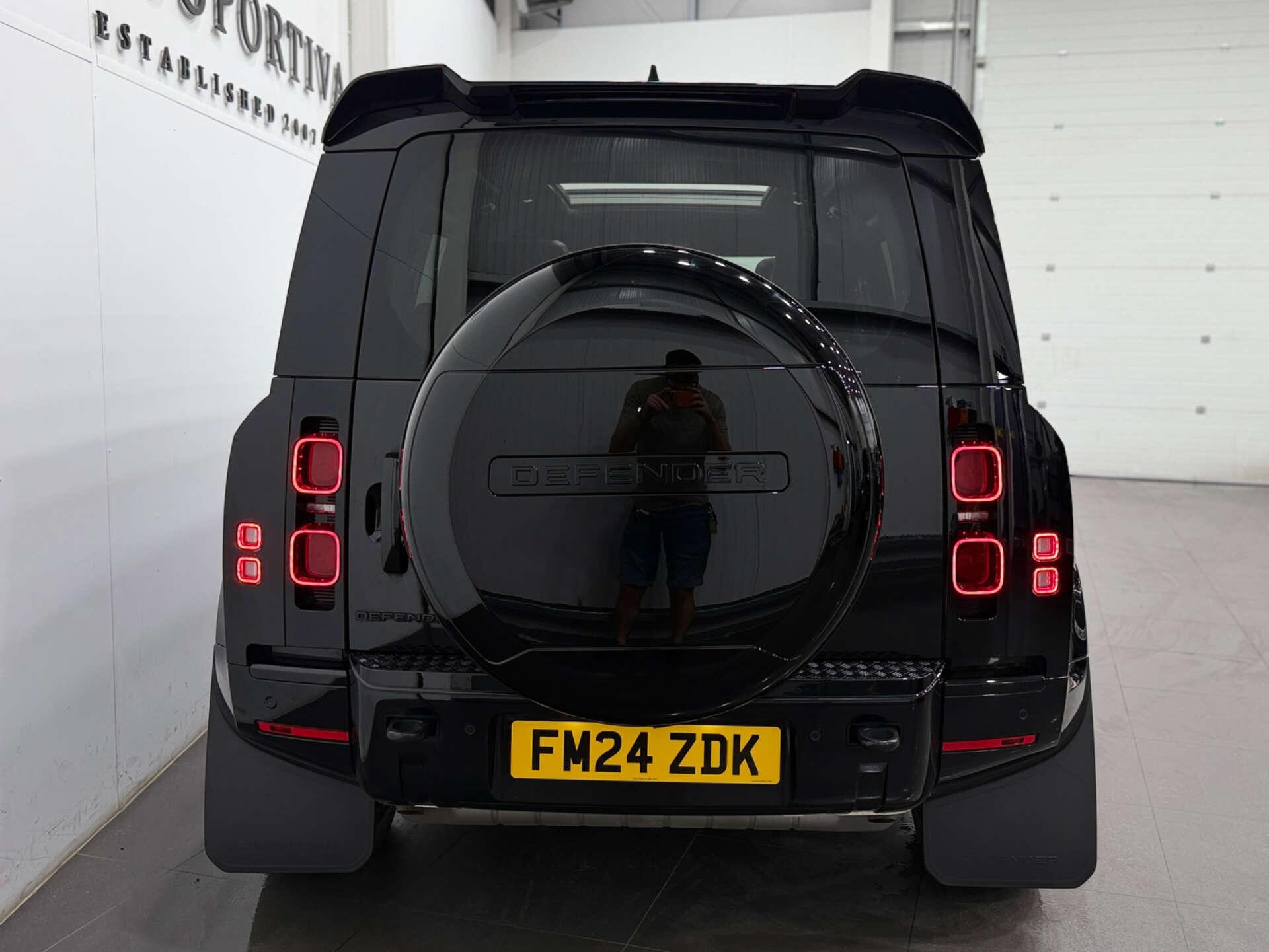 Land Rover Defender view 6