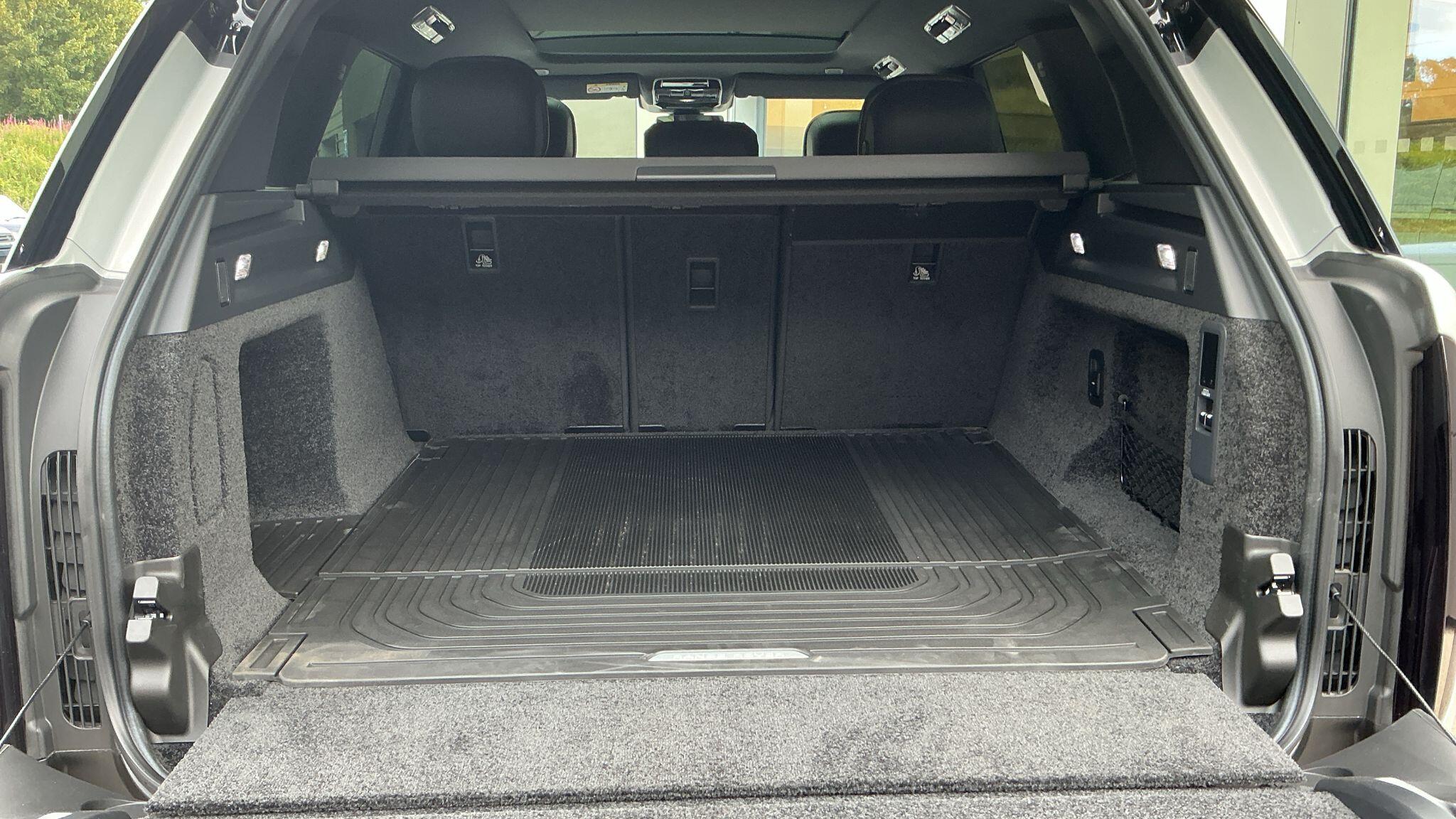Land Rover Range Rover view 10
