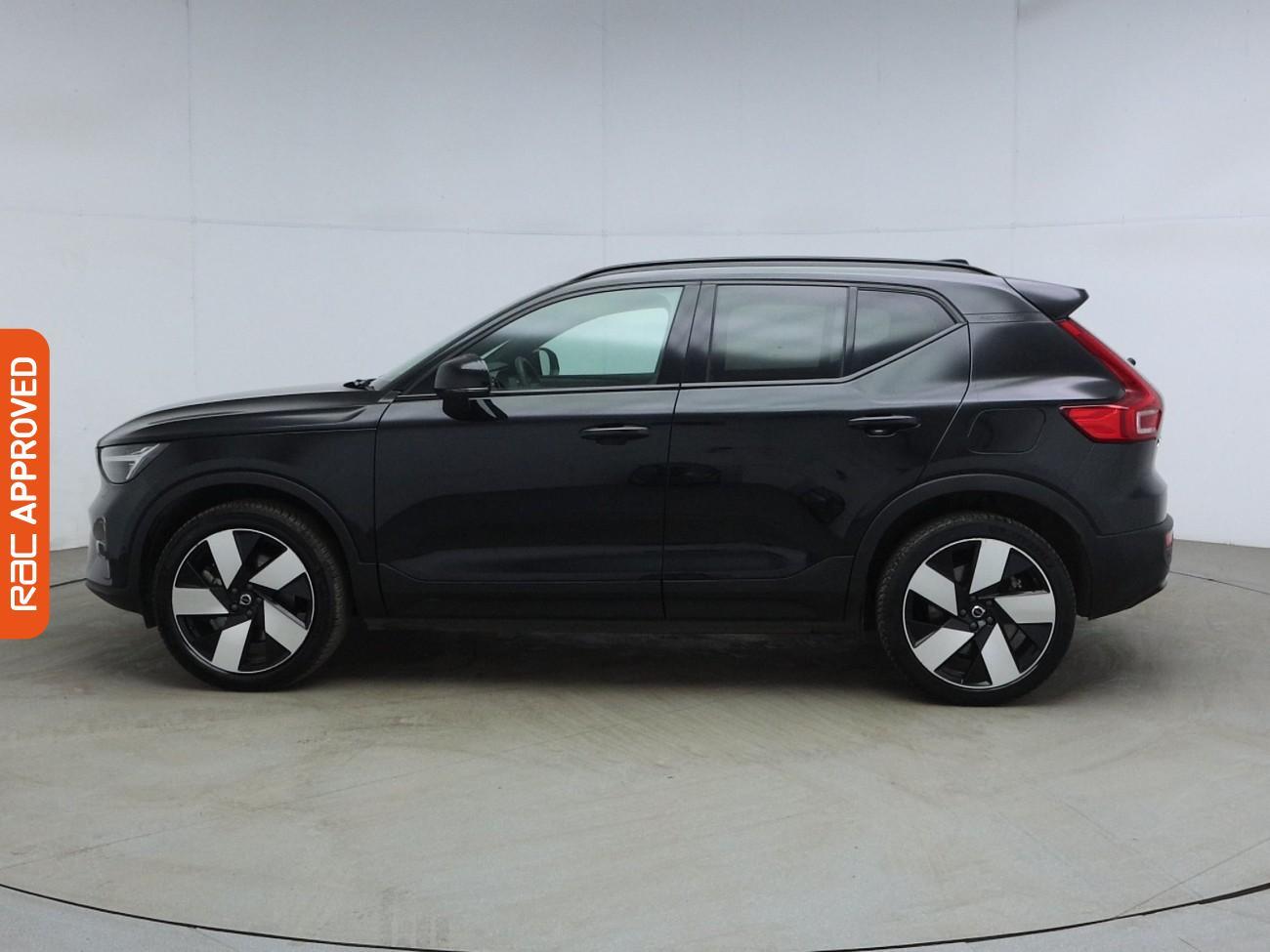 Volvo XC40 view 34