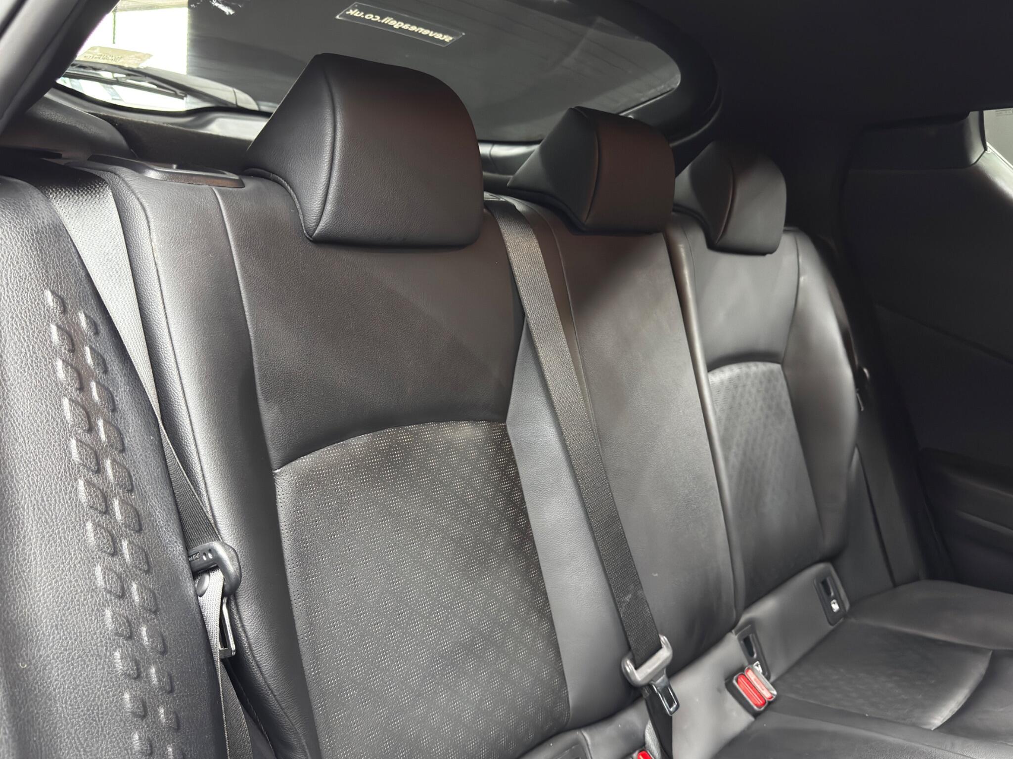 Toyota C-HR view 15