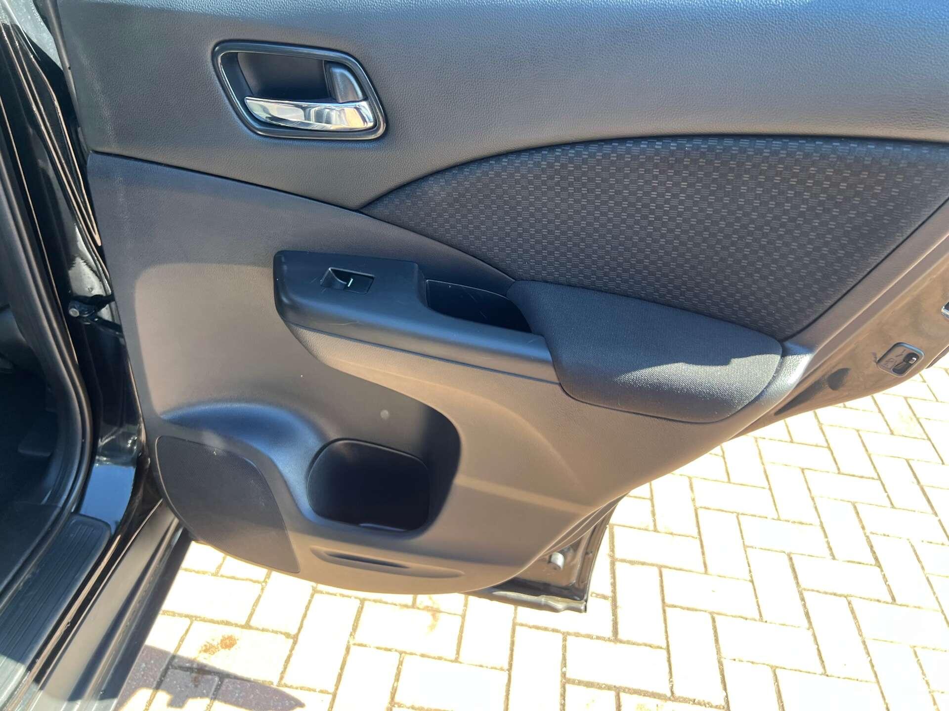 Honda CR-V view 44