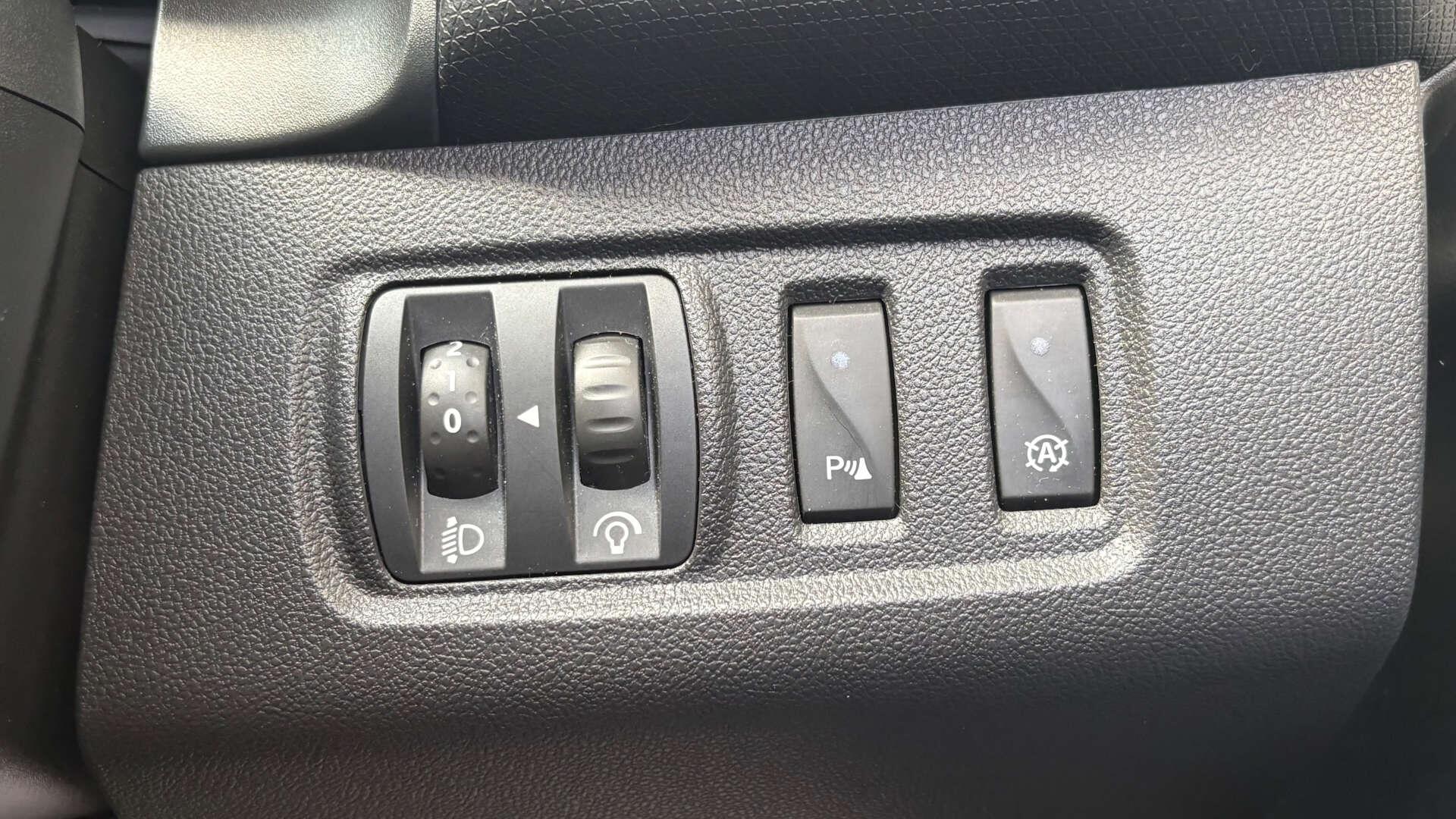 Renault Clio view 22