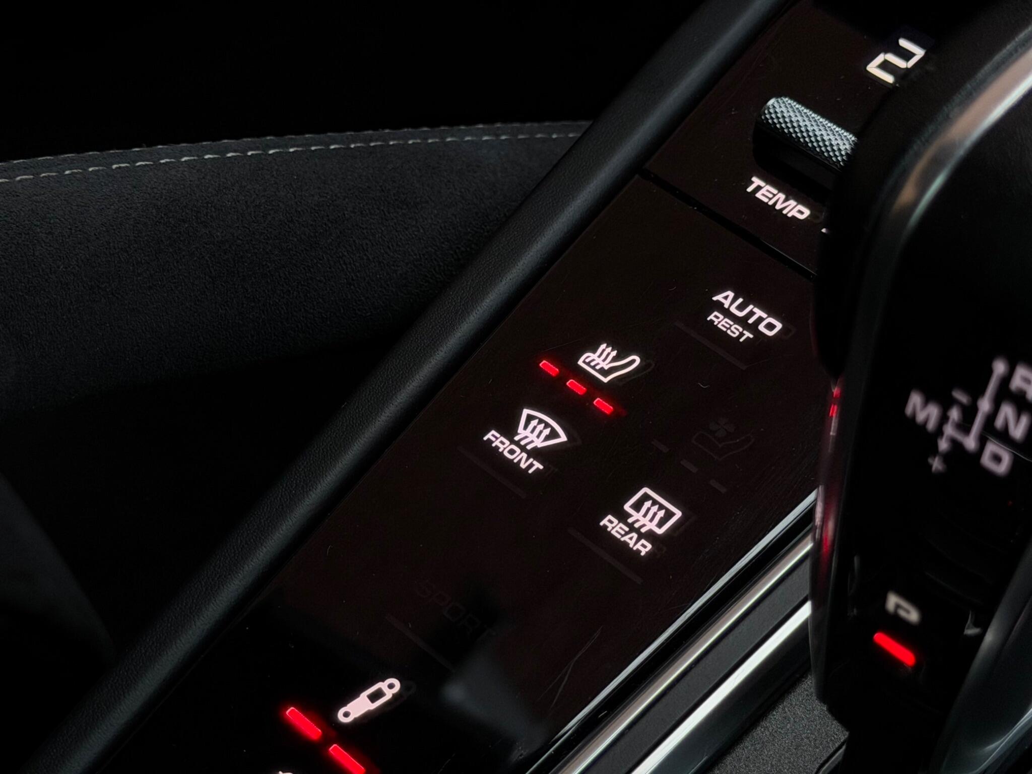 Porsche Cayenne view 83