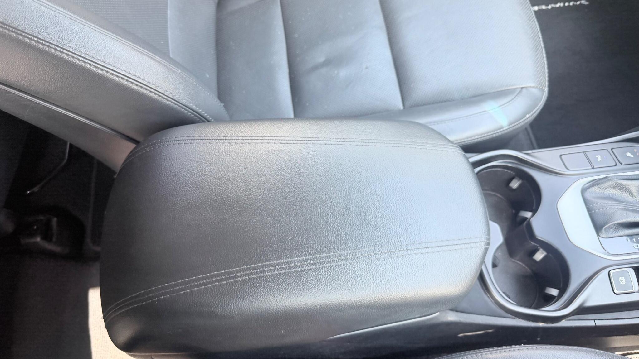 Hyundai Santa Fe view 32