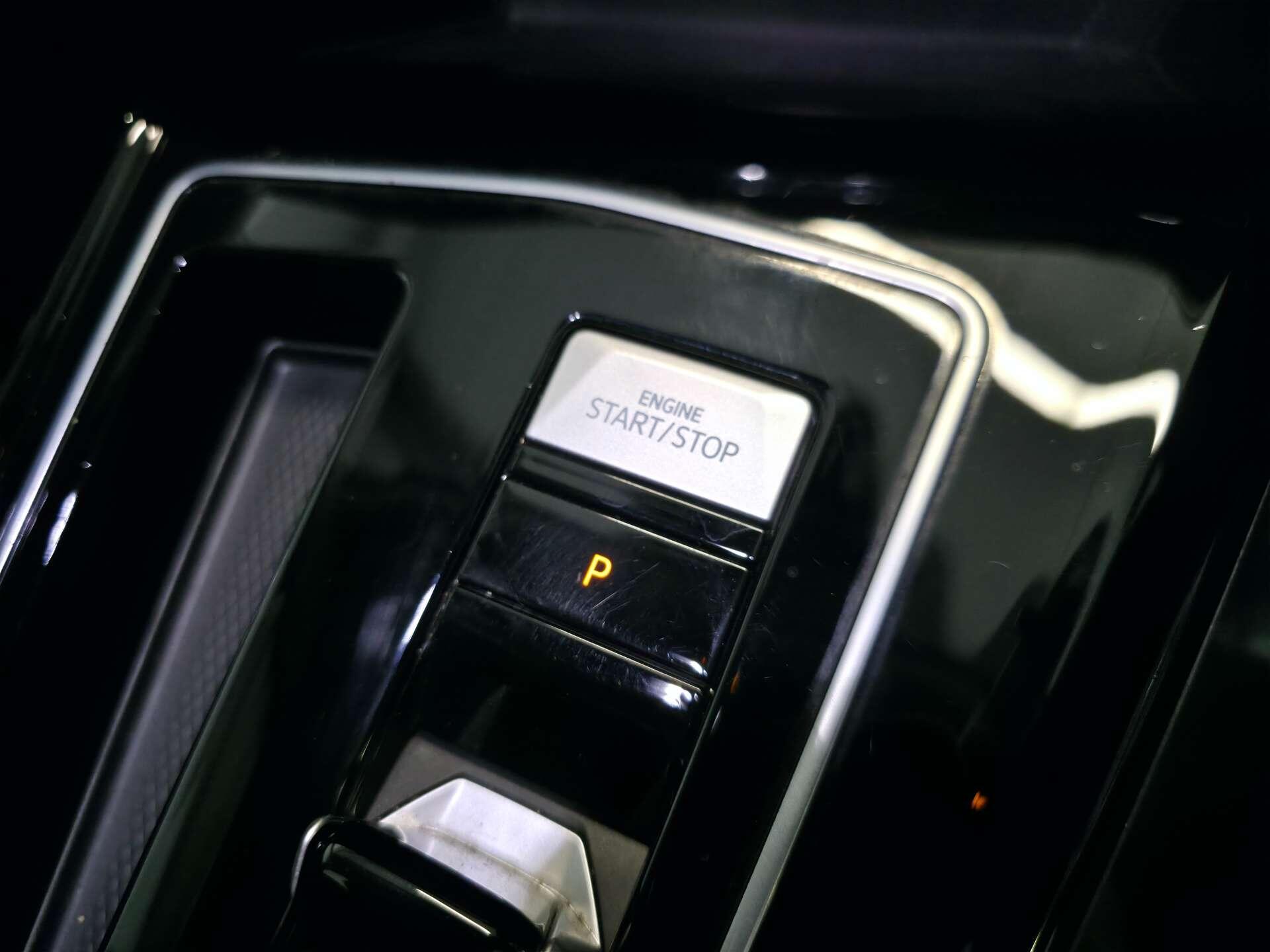 Volkswagen Golf view 23