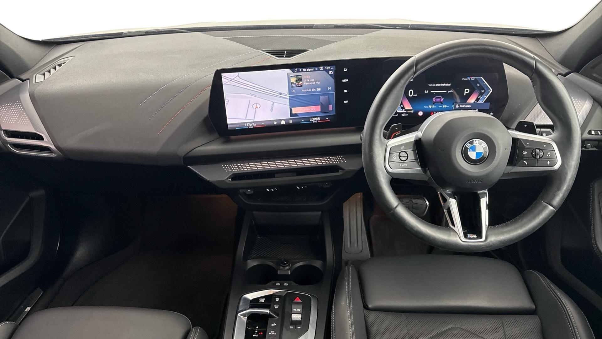 BMW 1 Series view 4