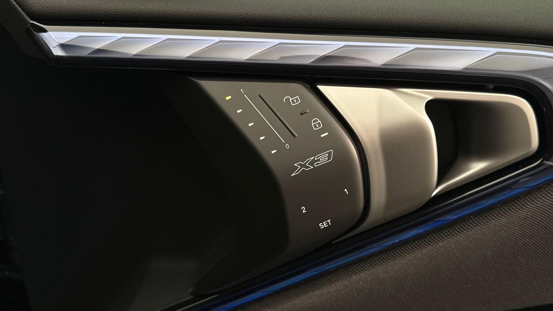 BMW X3 view 32