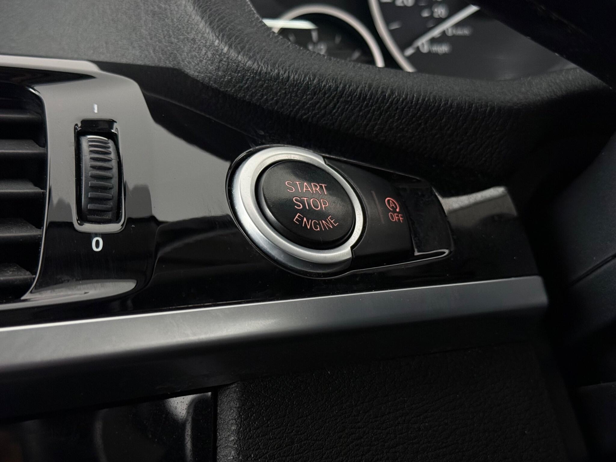BMW X4 view 21