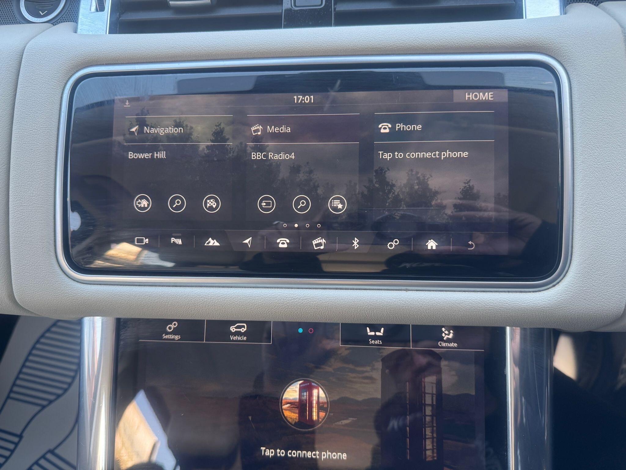 Land Rover Range Rover Sport view 32