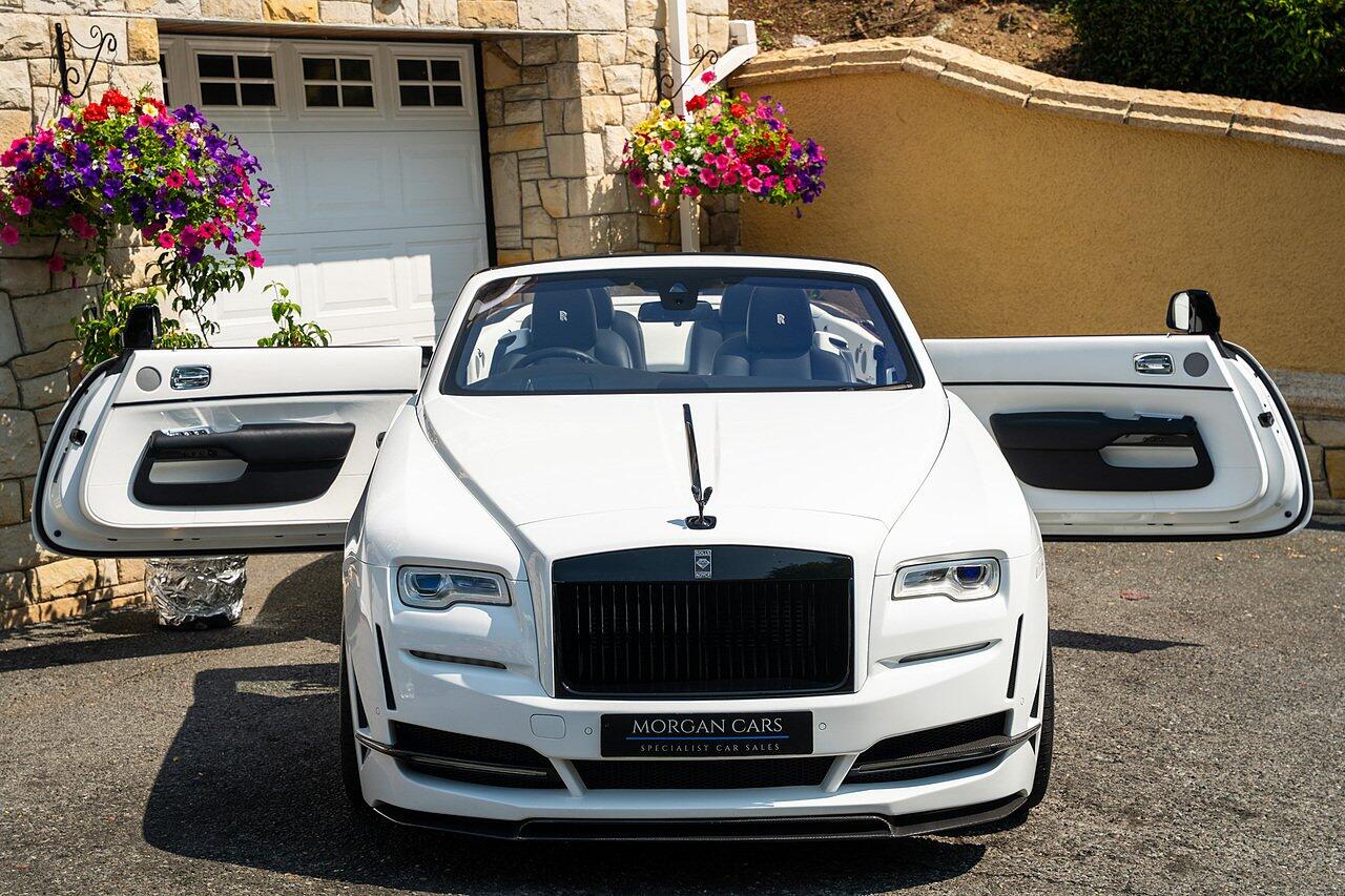Rolls-Royce Dawn view 105