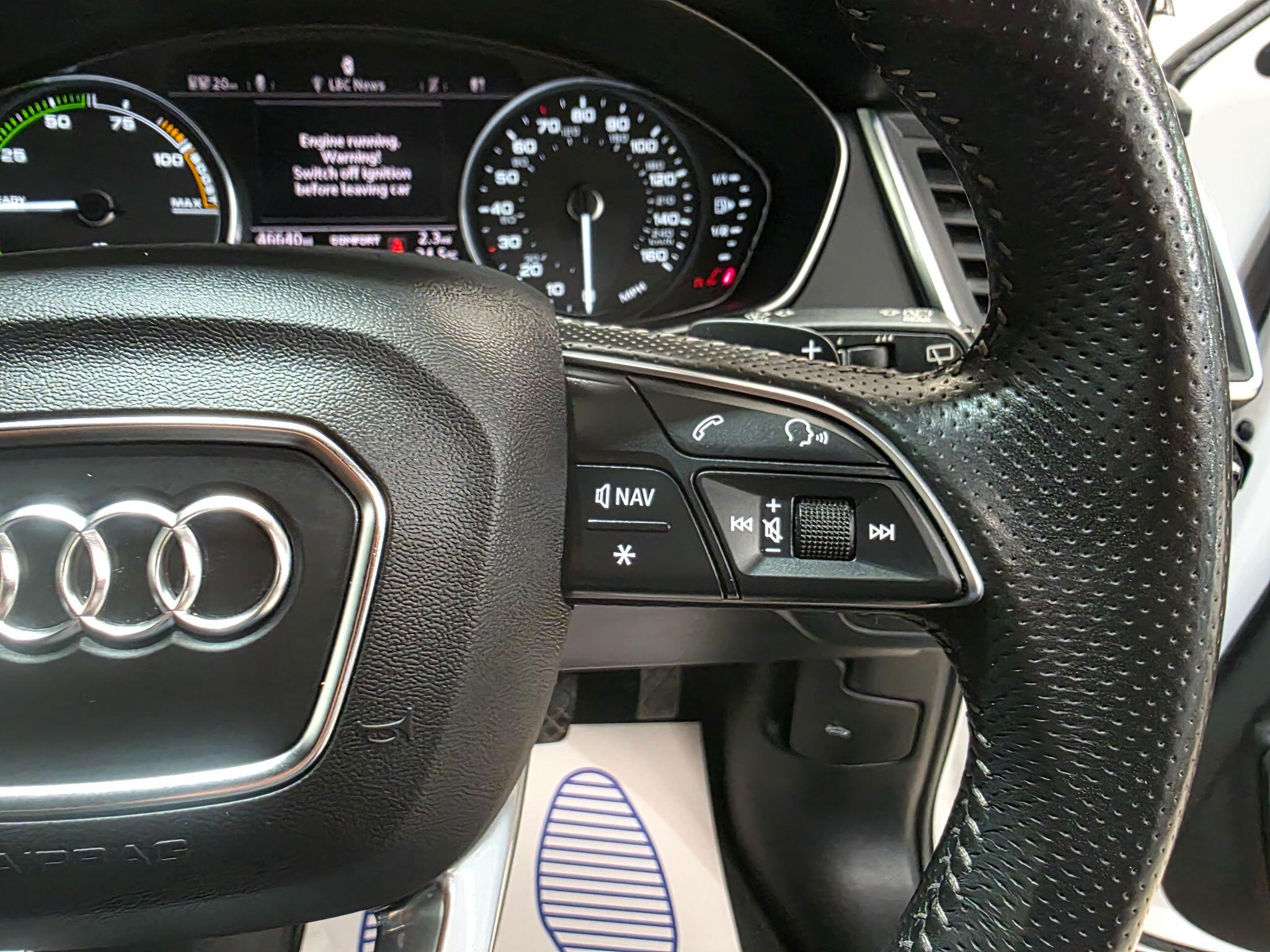 Audi Q5 view 20