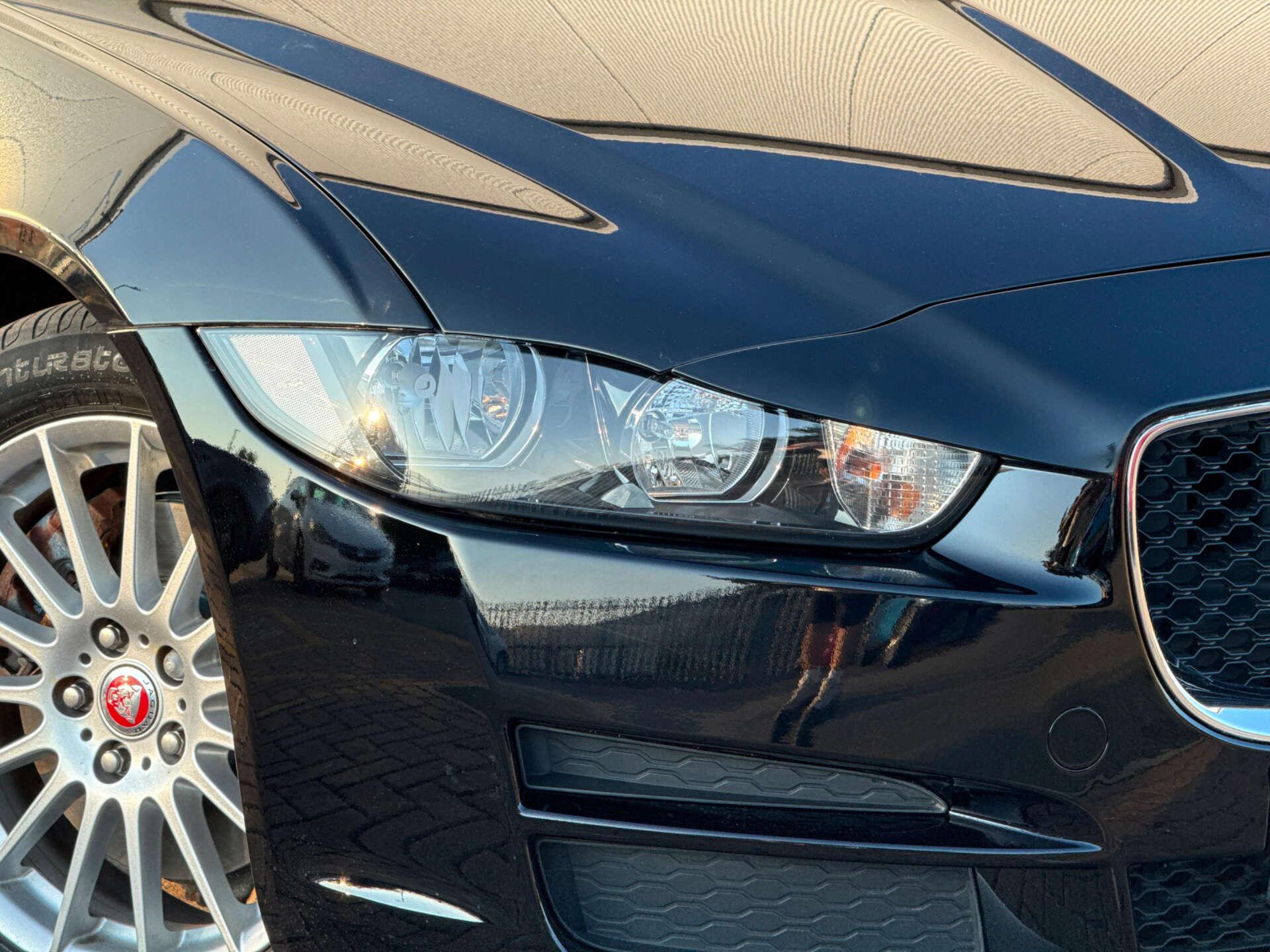 Jaguar Xe view 19