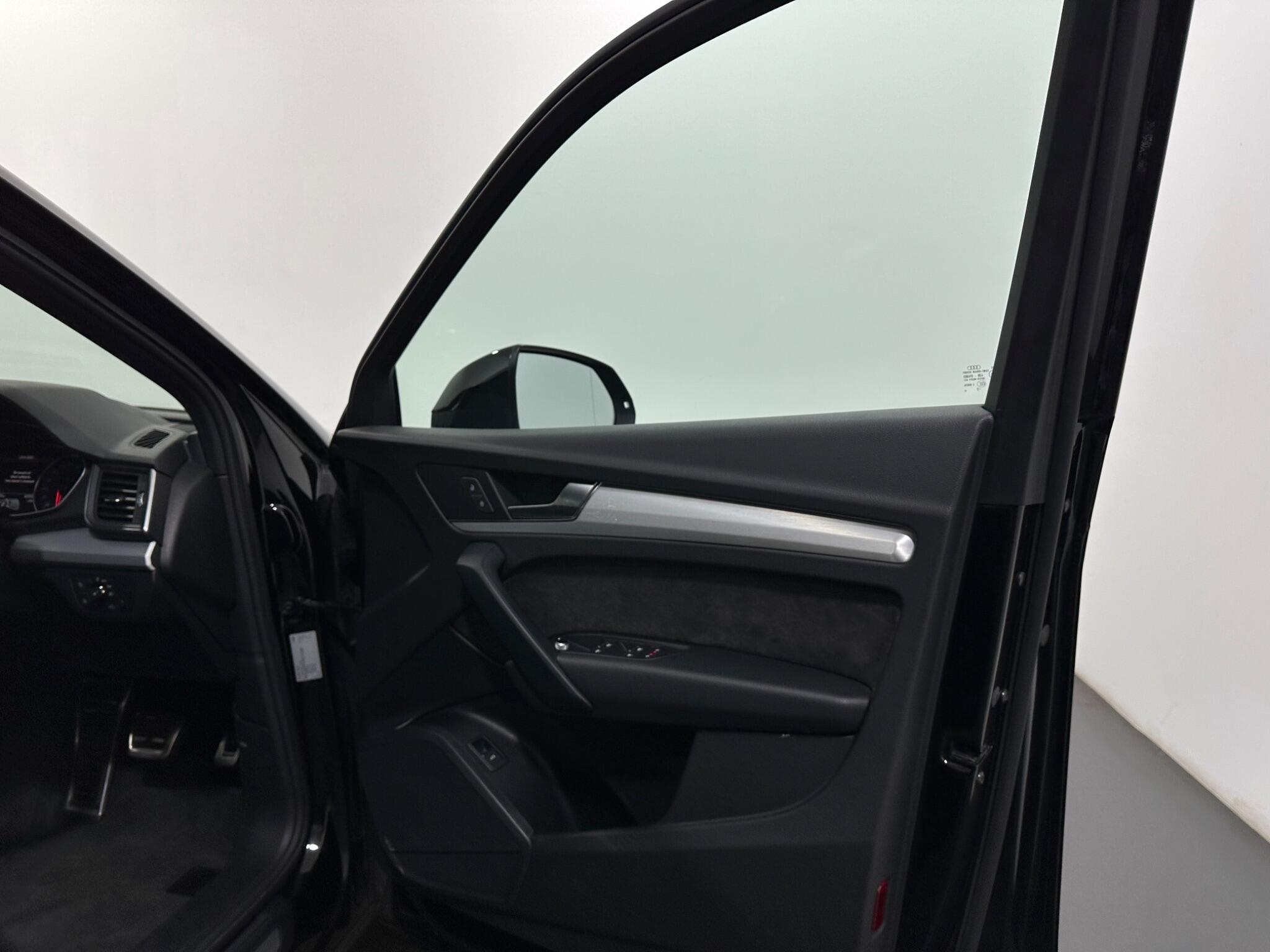 Audi Q5 view 33