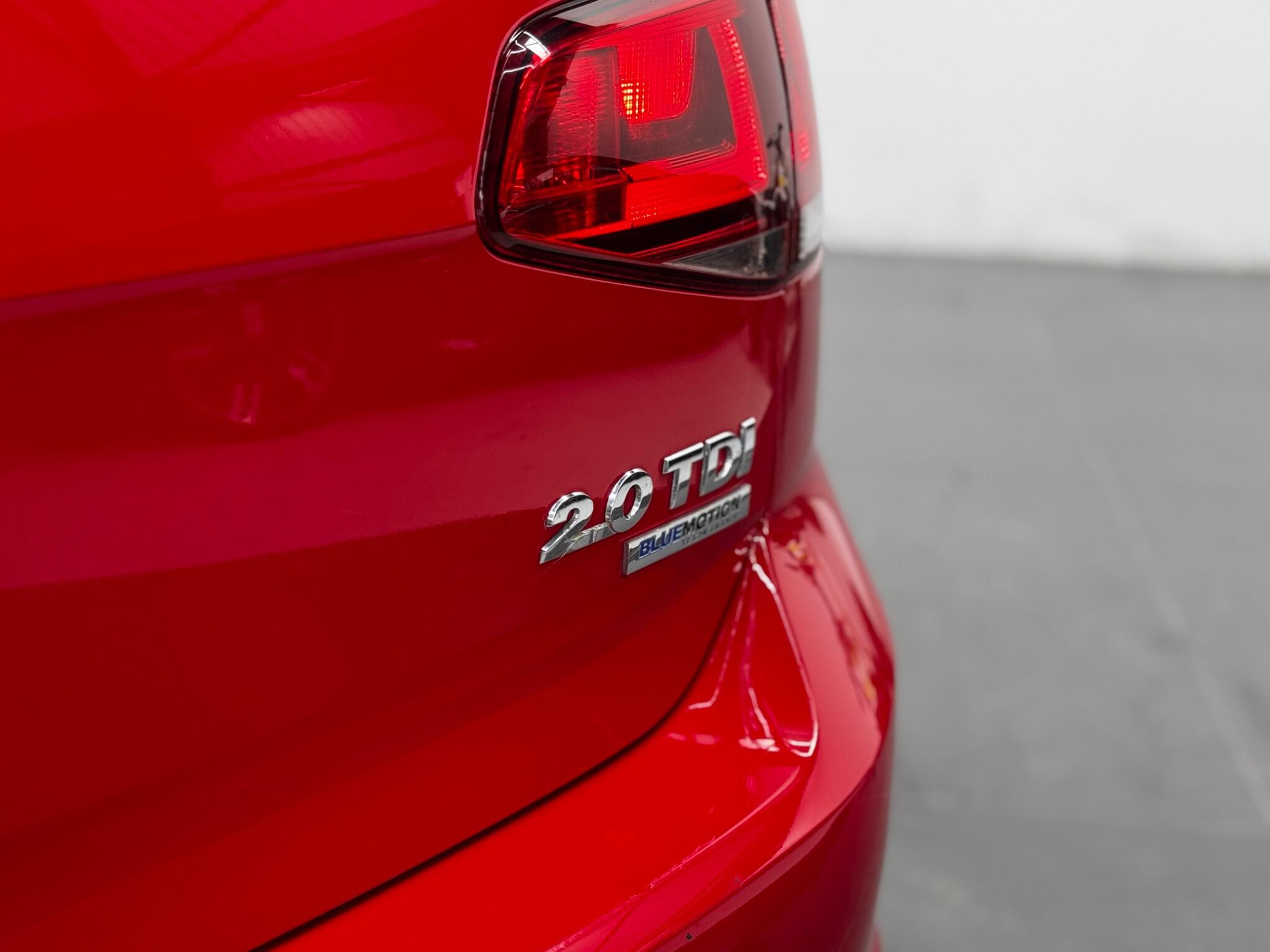 Volkswagen Golf view 21
