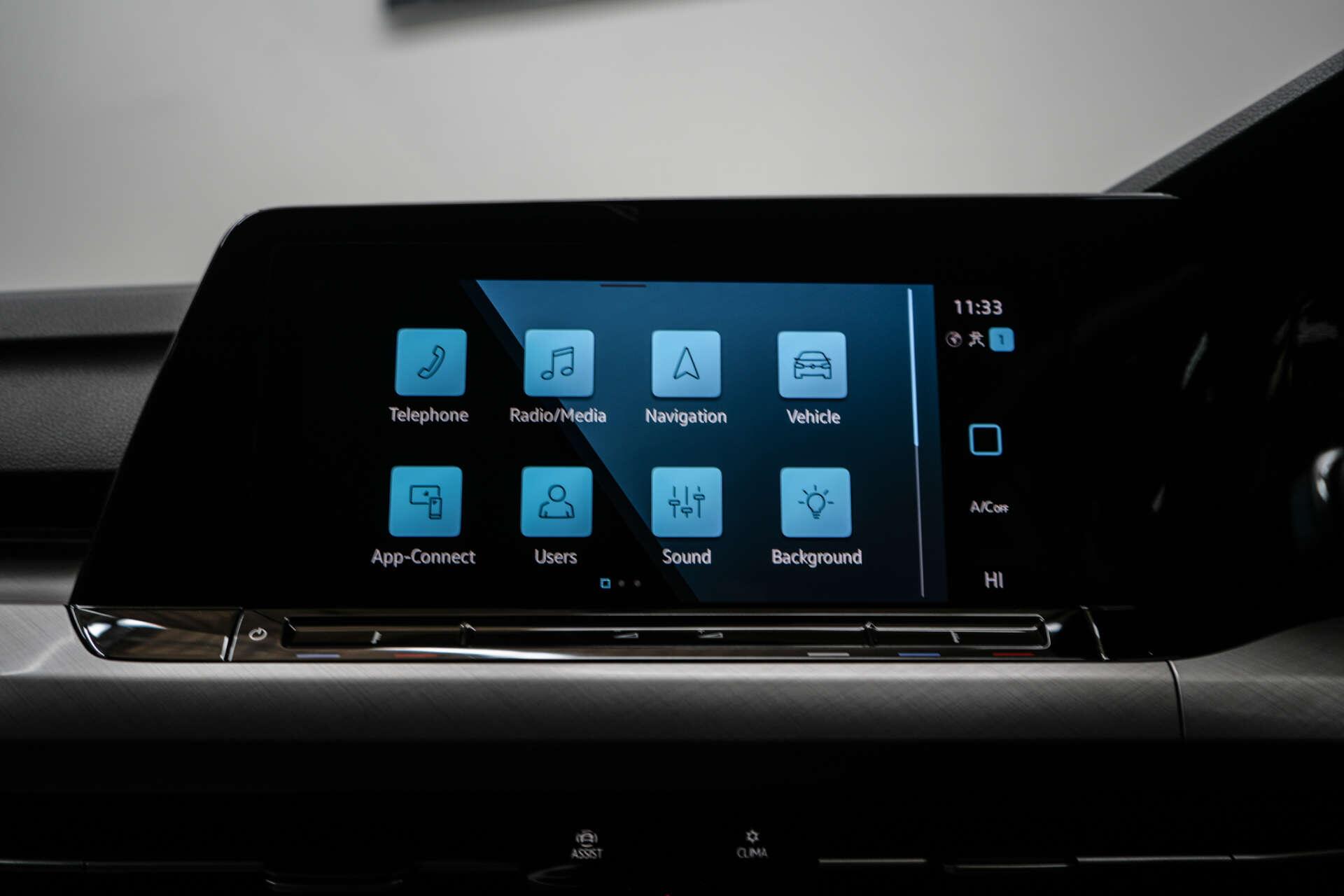 Volkswagen Golf view 24