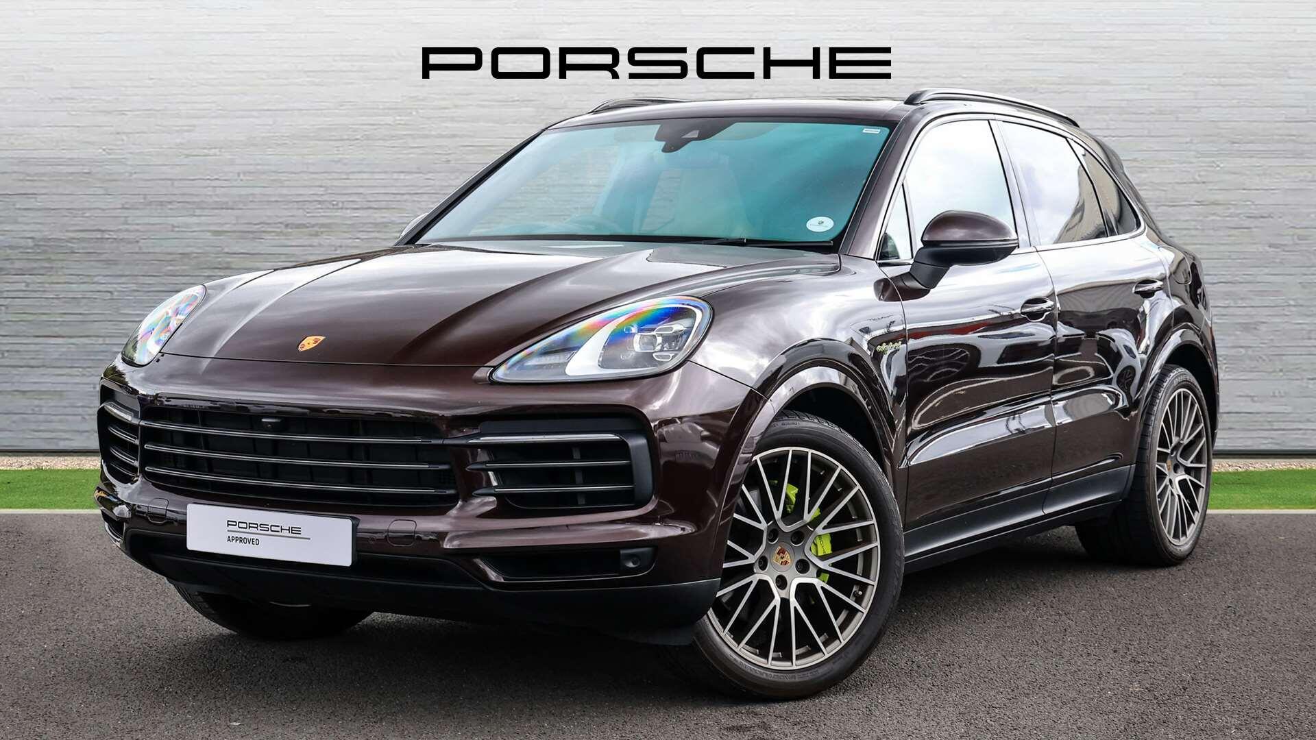 Porsche Cayenne view 2