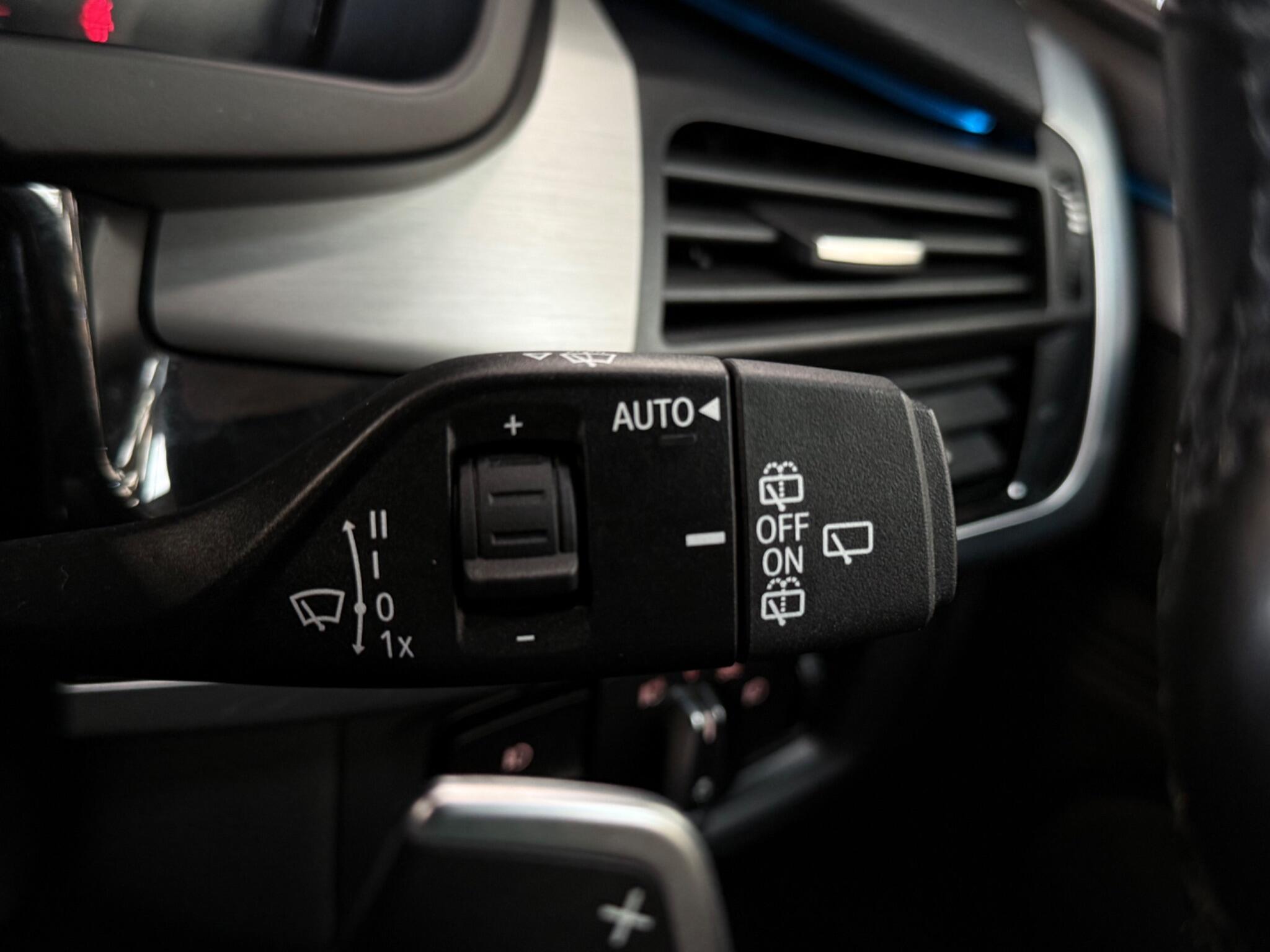 BMW X5 view 19