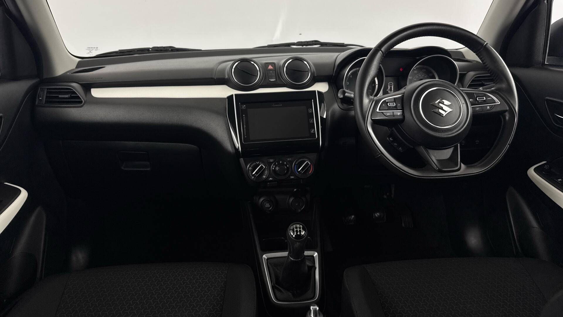Suzuki Swift view 11