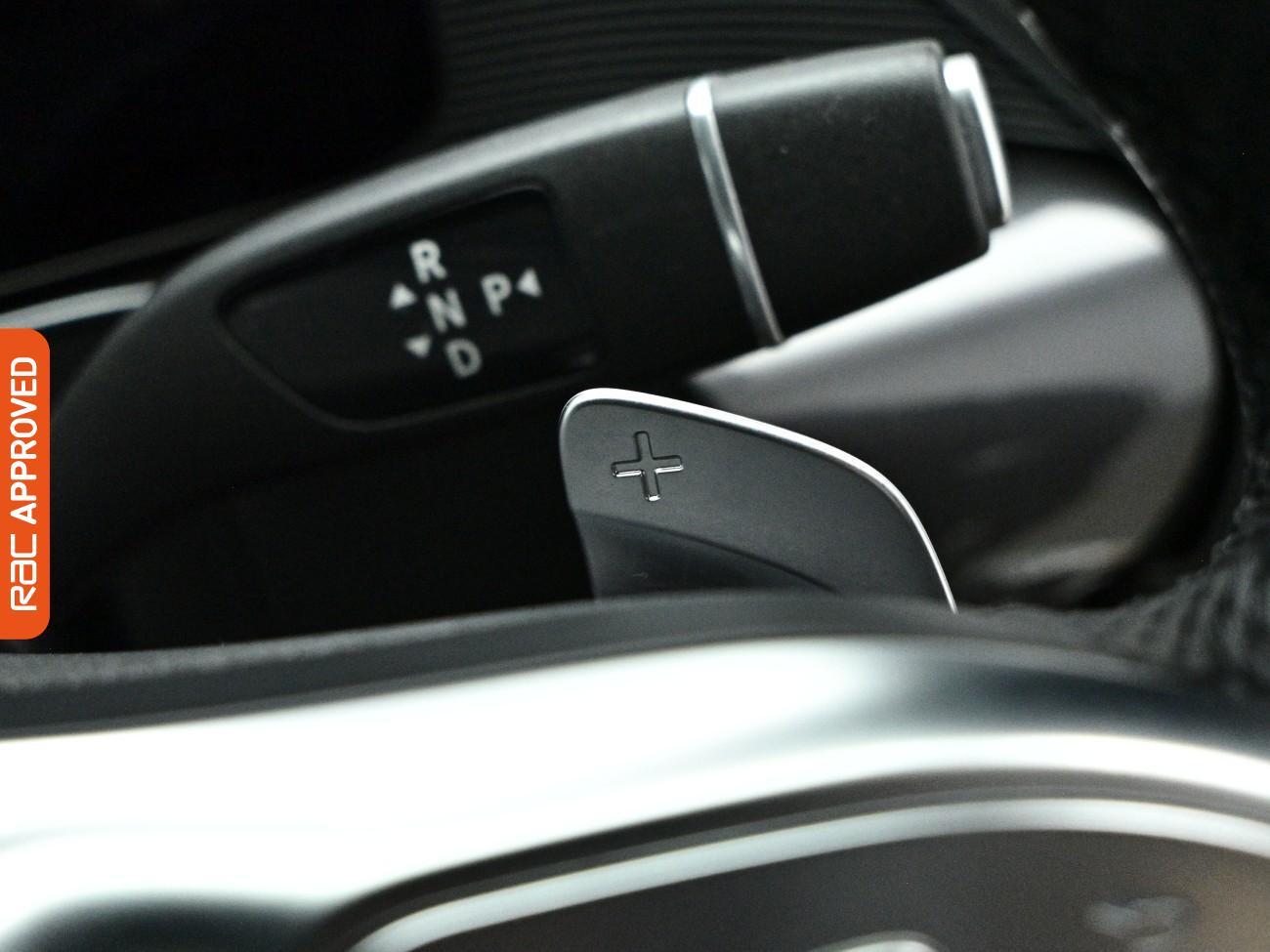 Mercedes-Benz Eqc view 23