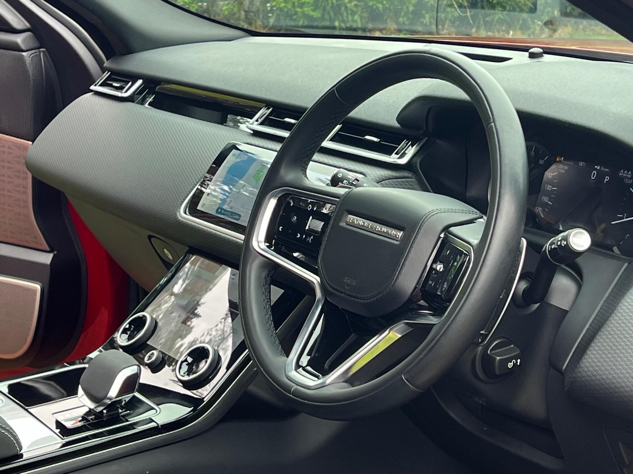 Land Rover Range Rover Velar view 2