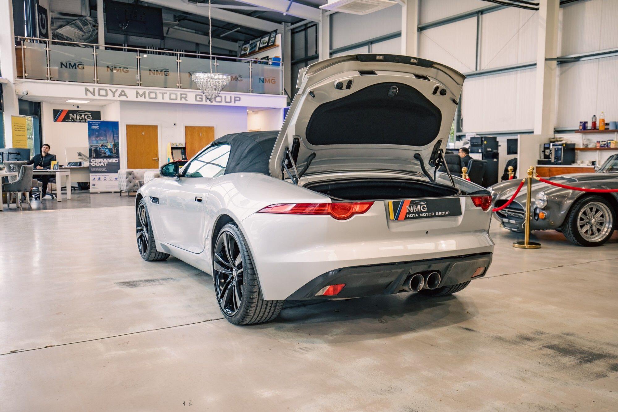 Jaguar F-Type view 31