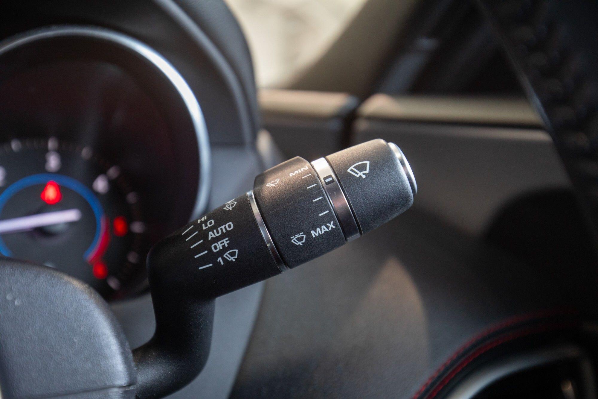 Jaguar Xe view 20