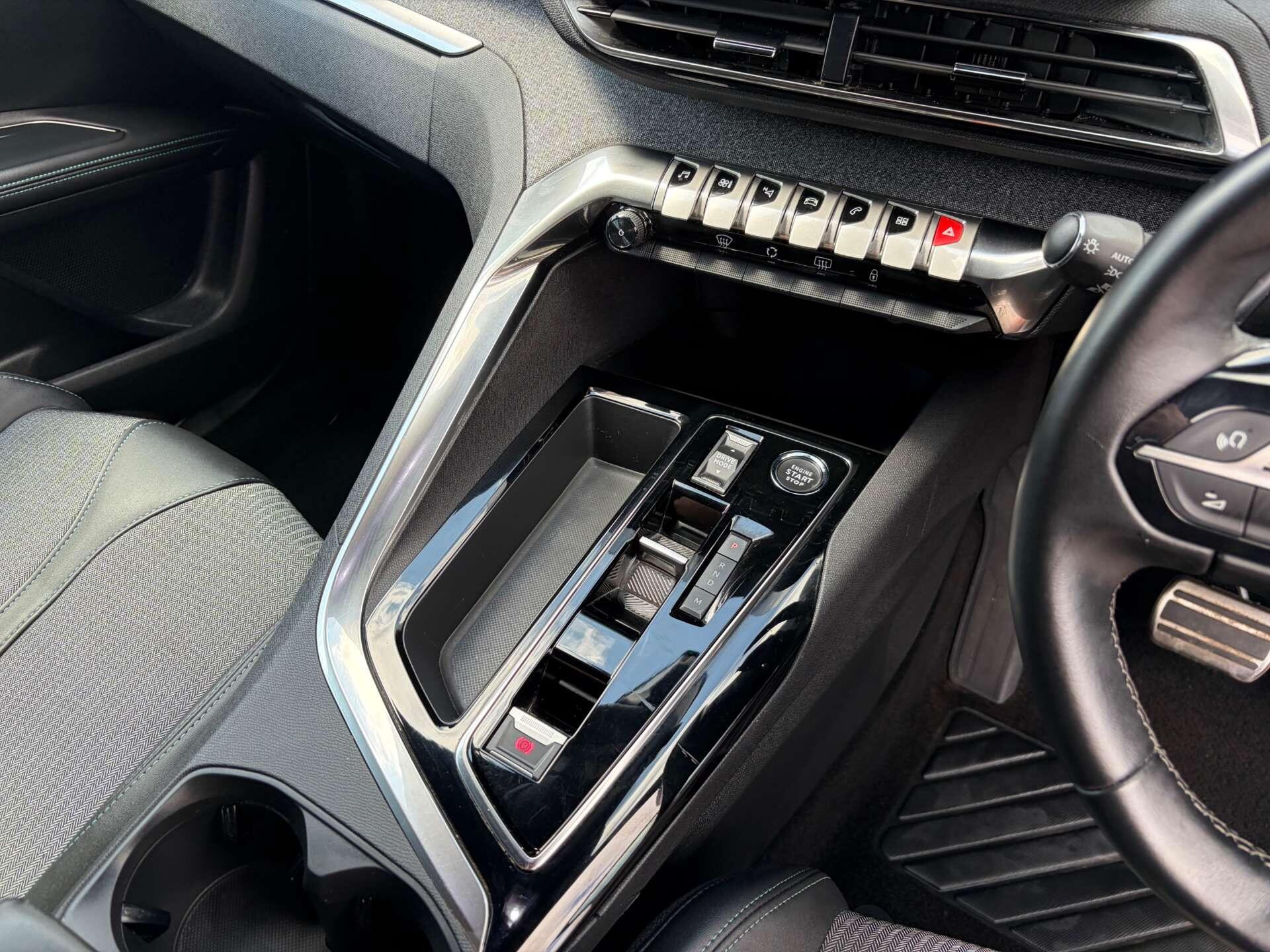 Peugeot 5008 view 44