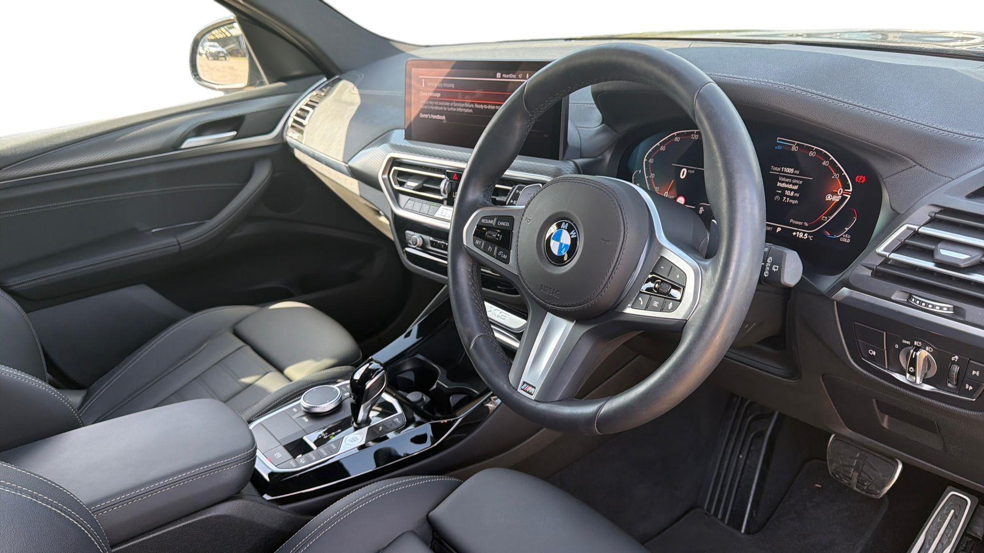 BMW X3 view 6